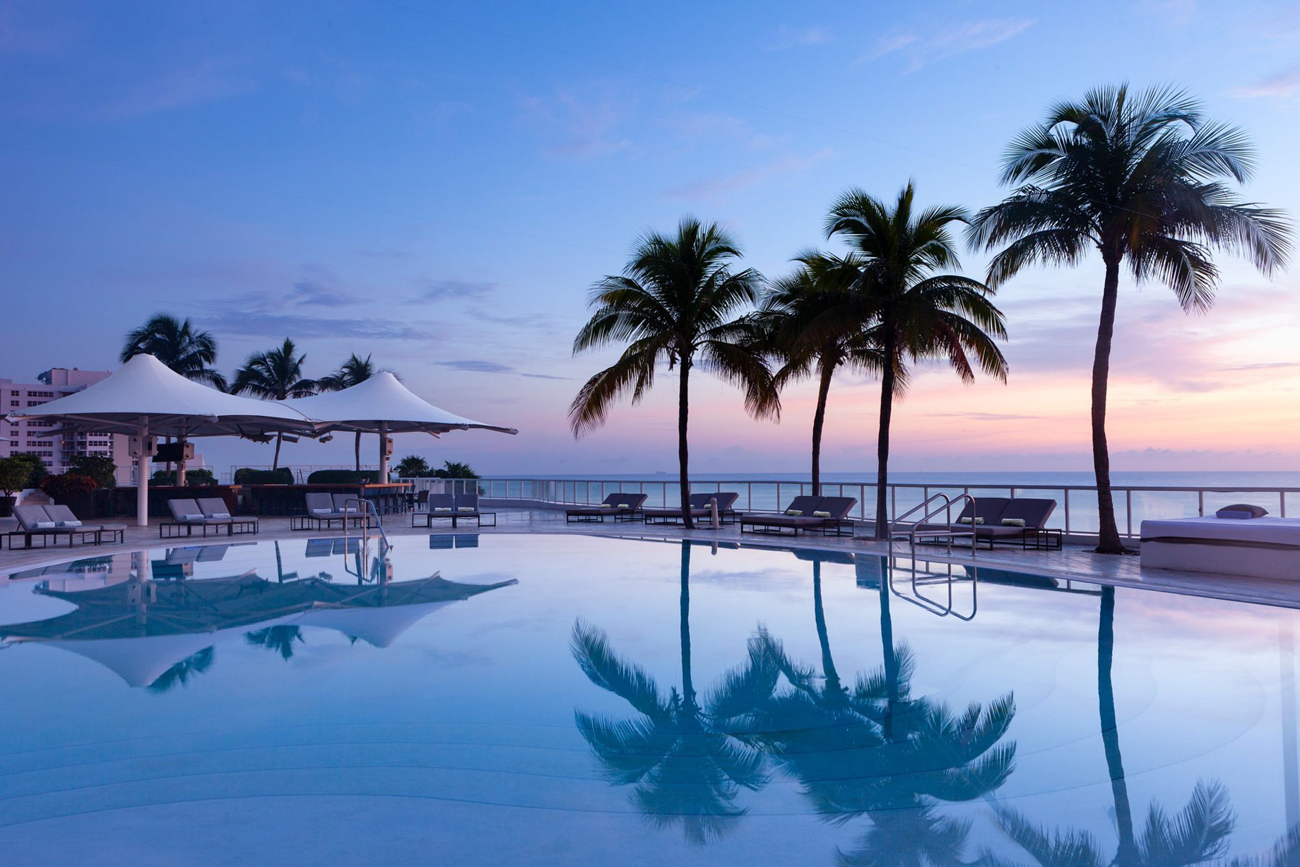 The Ritz-Carlton, Fort Lauderdale Hotel – Fort Lauderdale, FL, USA – Pool Sunset