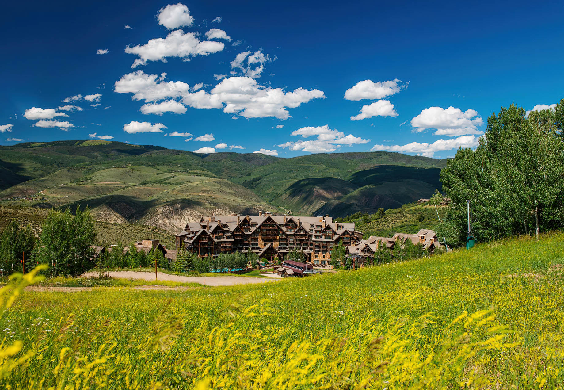 The Ritz-Carlton, Bachelor Gulch Resort - Avon, CO, USA - Resort Mountain View Summer