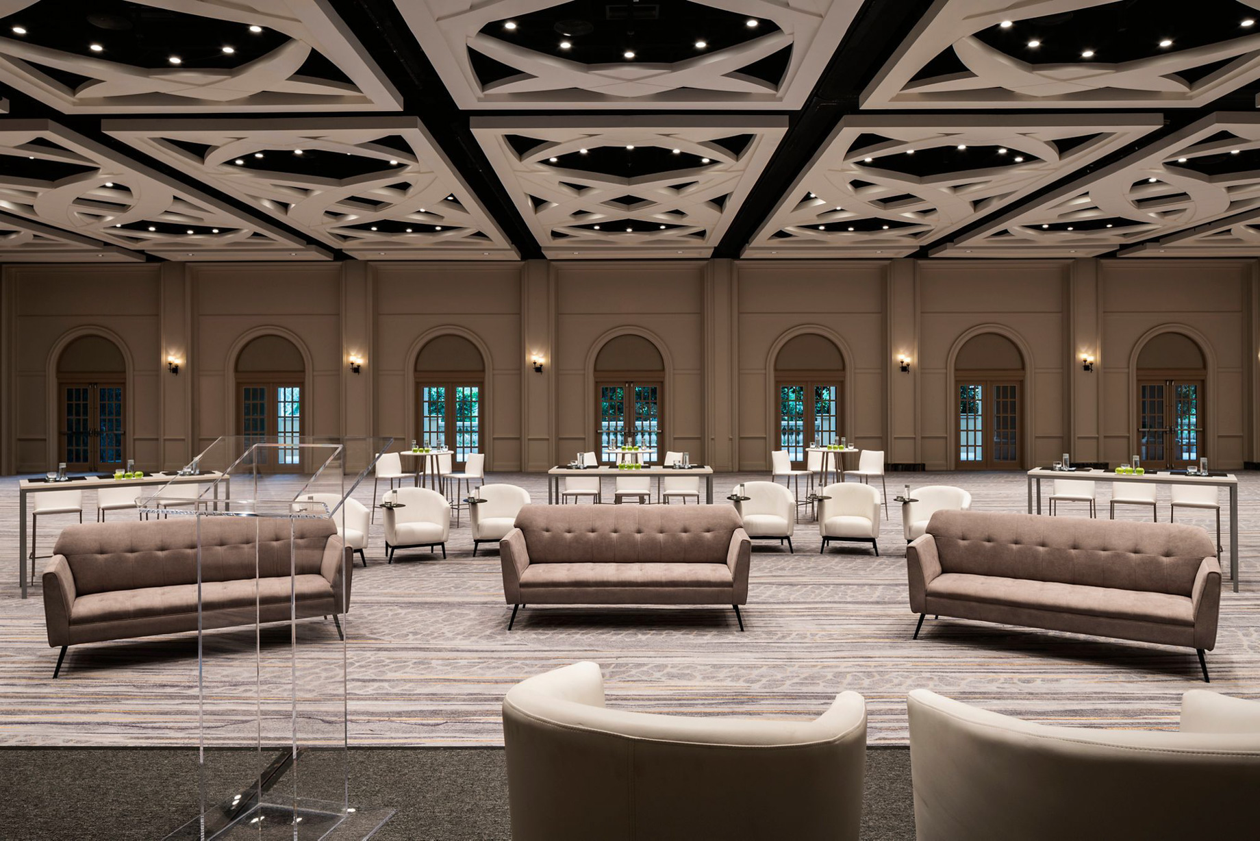 The Ritz-Carlton, Naples Resort - Naples, FL, USA - Vanderbilt Meeting Room