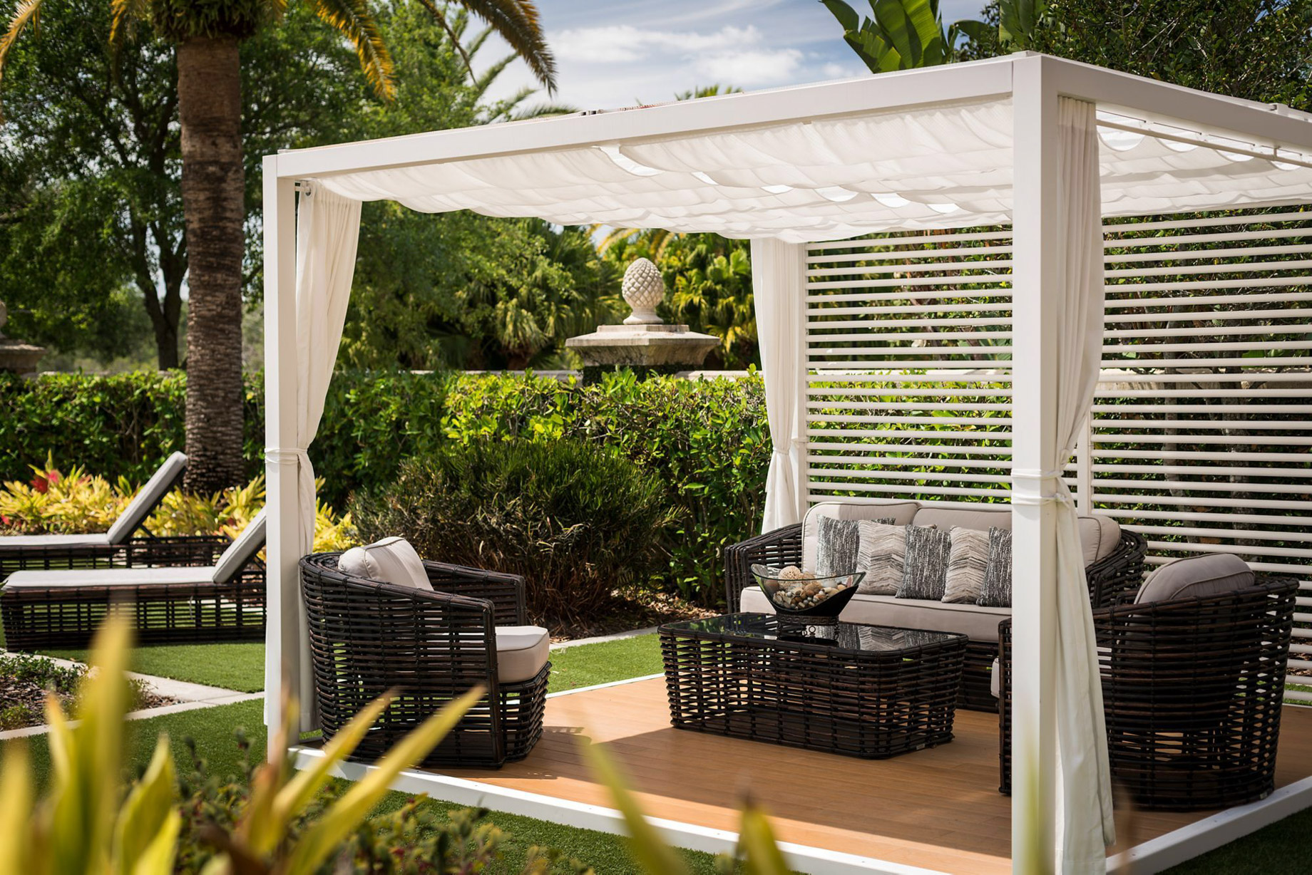 The Ritz-Carlton Orlando, Grande Lakes Resort – Orlando, FL, USA – Cabana