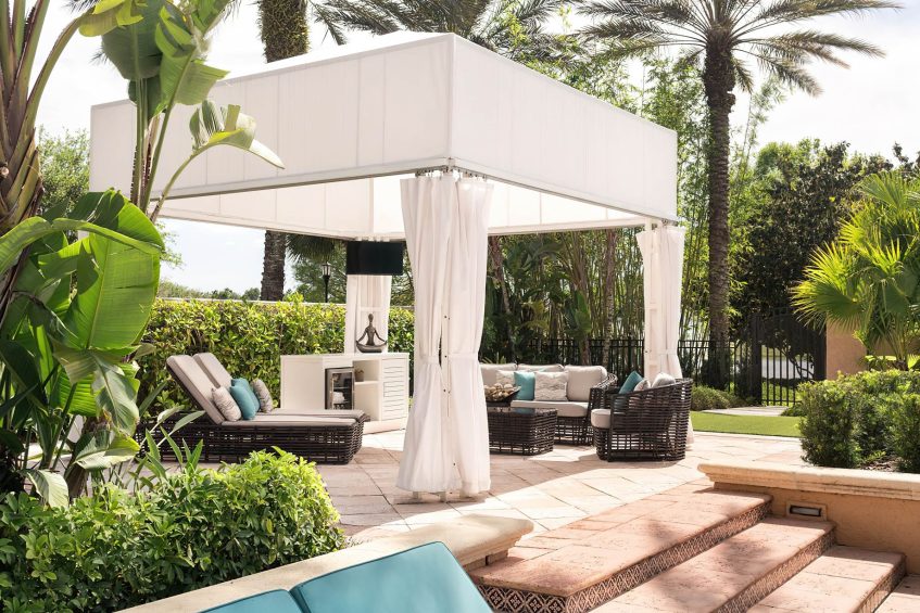 The Ritz-Carlton Orlando, Grande Lakes Resort - Orlando, FL, USA - Cabana