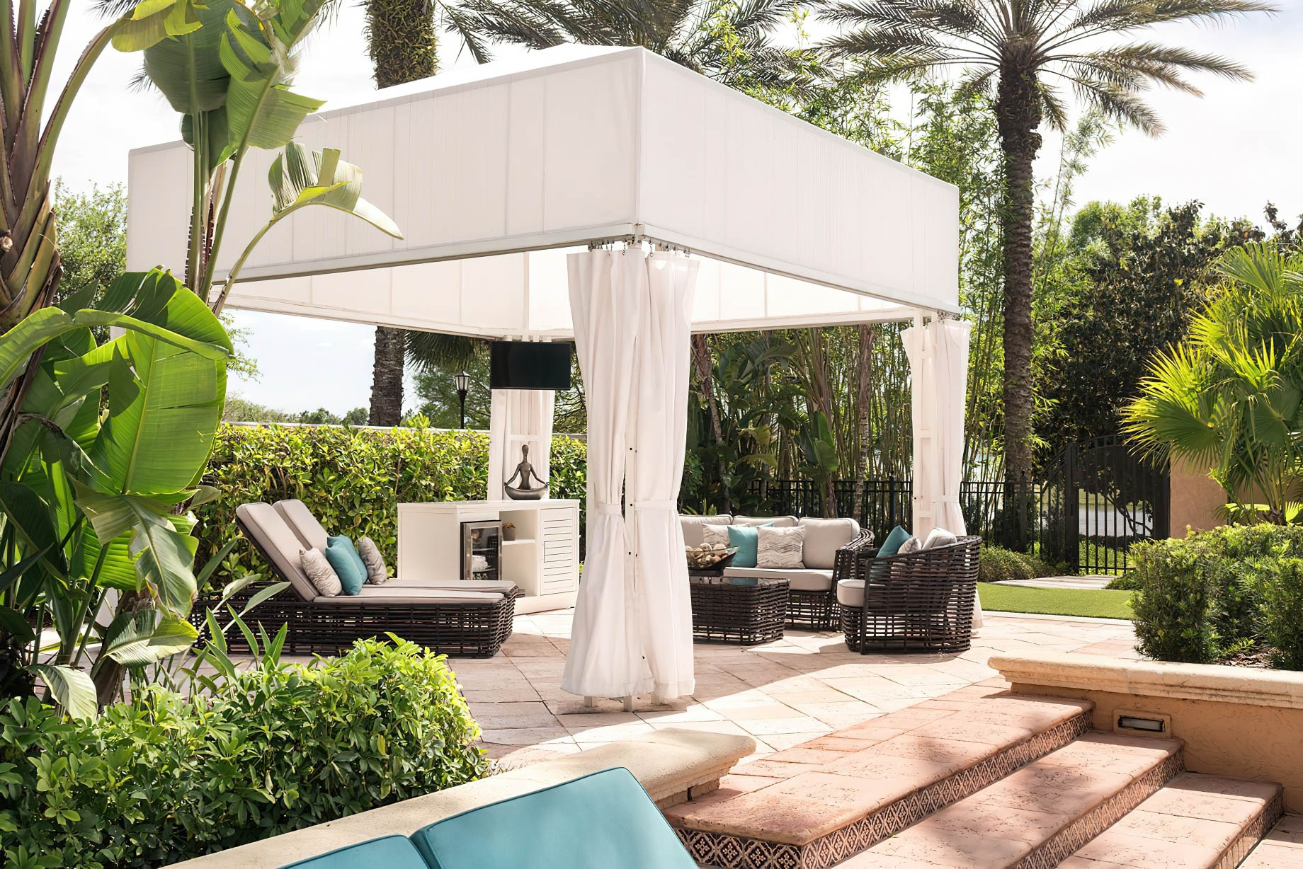 The Ritz-Carlton Orlando, Grande Lakes Resort – Orlando, FL, USA – Cabana