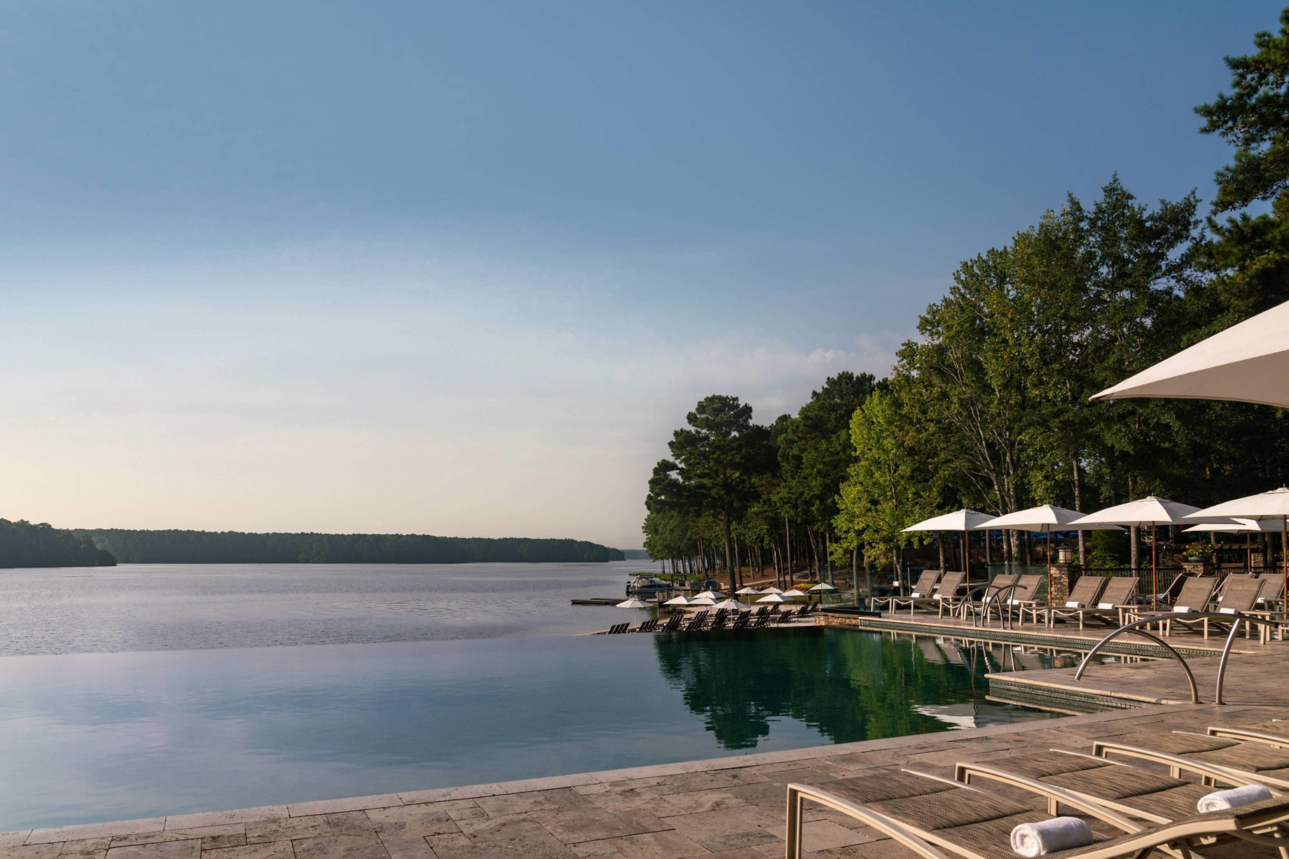 The Ritz-Carlton Reynolds, Lake Oconee Resort – Greensboro, GA, USA – Infinity Pool Lake View