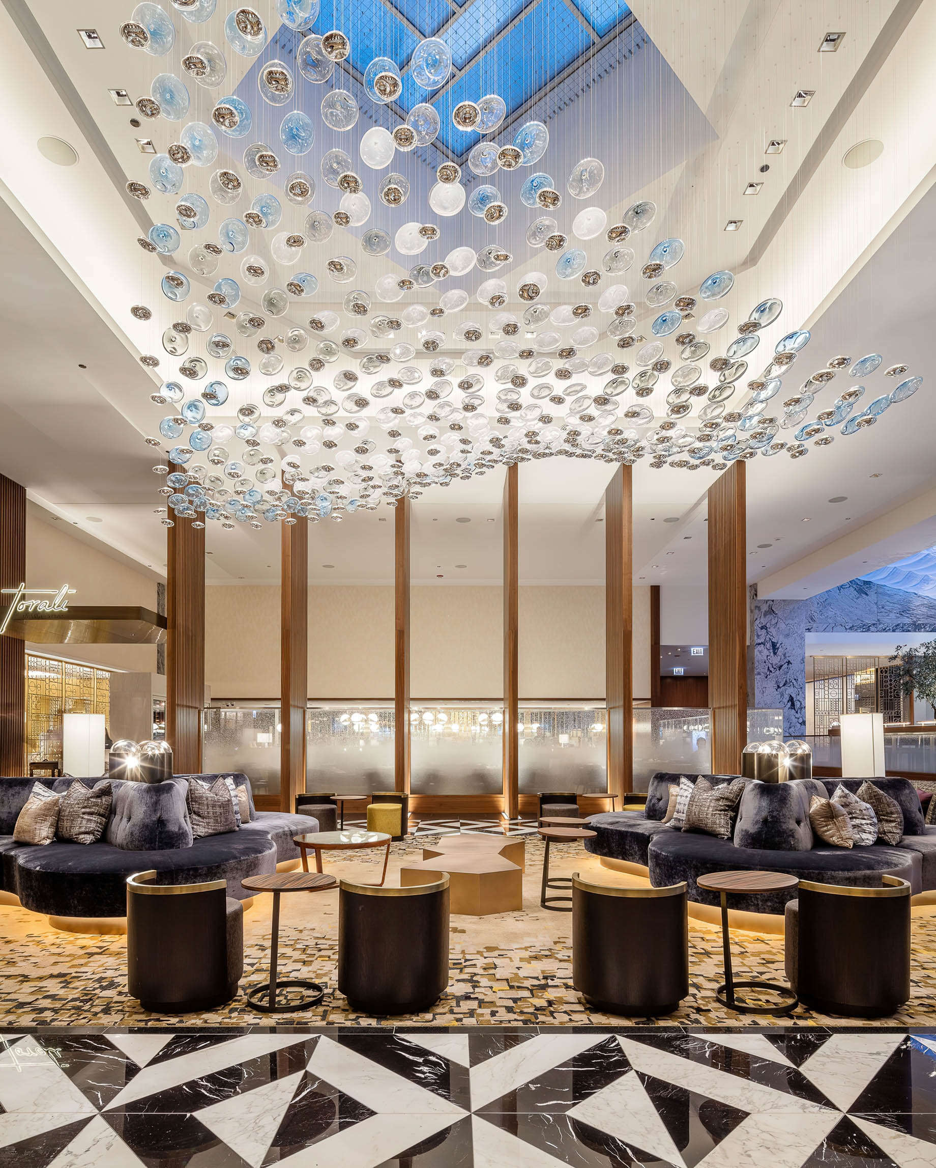 The Ritz-Carlton, Chicago Hotel – Chicago, IL, USA – Lobby Art The Flying Wave Floating Sculpture