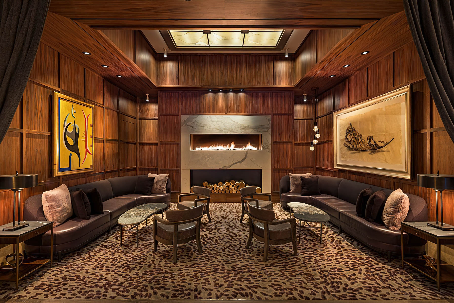 The Ritz-Carlton, Boston Hotel – Boston, MA, USA – Avery Bar Fireplace