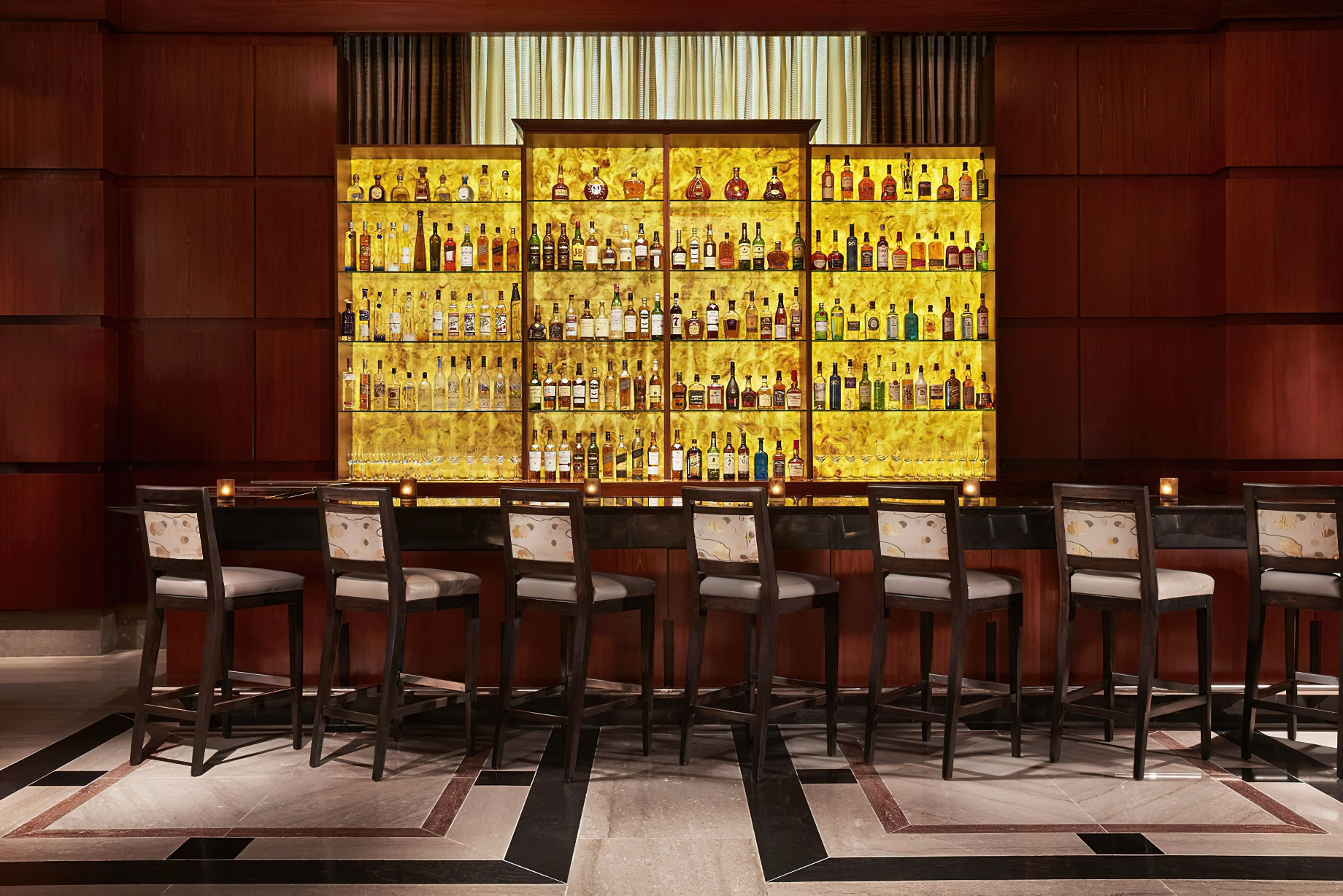 The Ritz-Carlton, Charlotte Hotel – Charlotte, NC, USA – K Lounge Bar