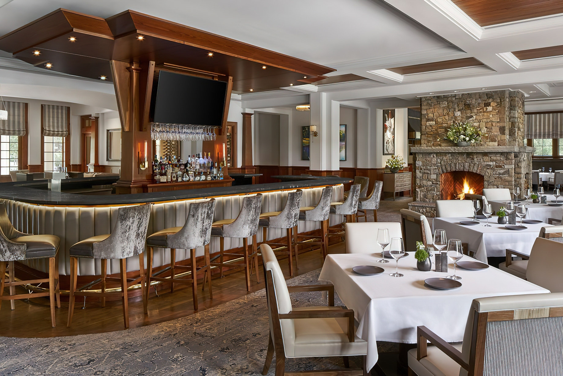 016 – The Ritz-Carlton Reynolds, Lake Oconee Resort – Greensboro, GA, USA – Linger Longer Steakhouse Bar