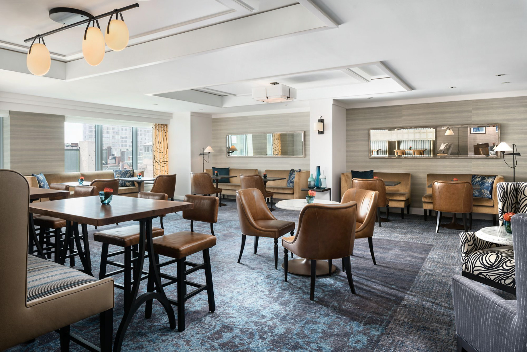 The Ritz-Carlton, Boston Hotel - Boston, MA, USA - Club Lounge