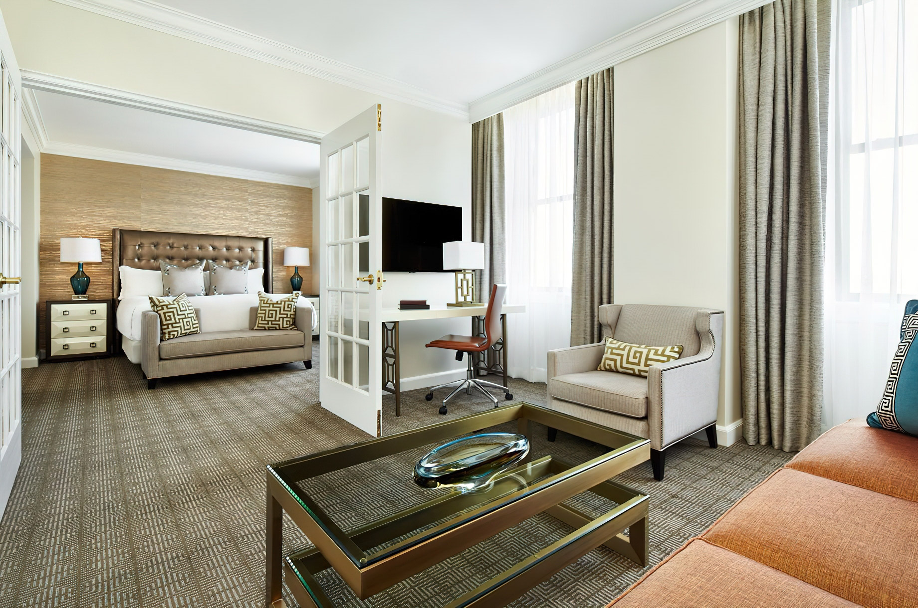The Ritz-Carlton, Philadelphia Hotel – Philadelphia, PA, USA – Luxury Suite