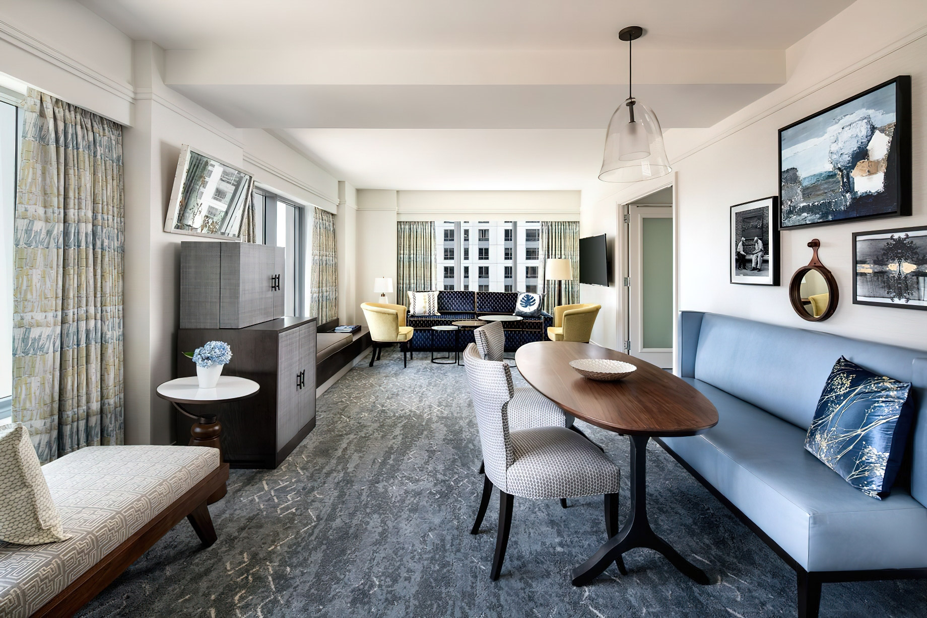 The Ritz-Carlton, Boston Hotel – Boston, MA, USA – Luxury Suite Living Room