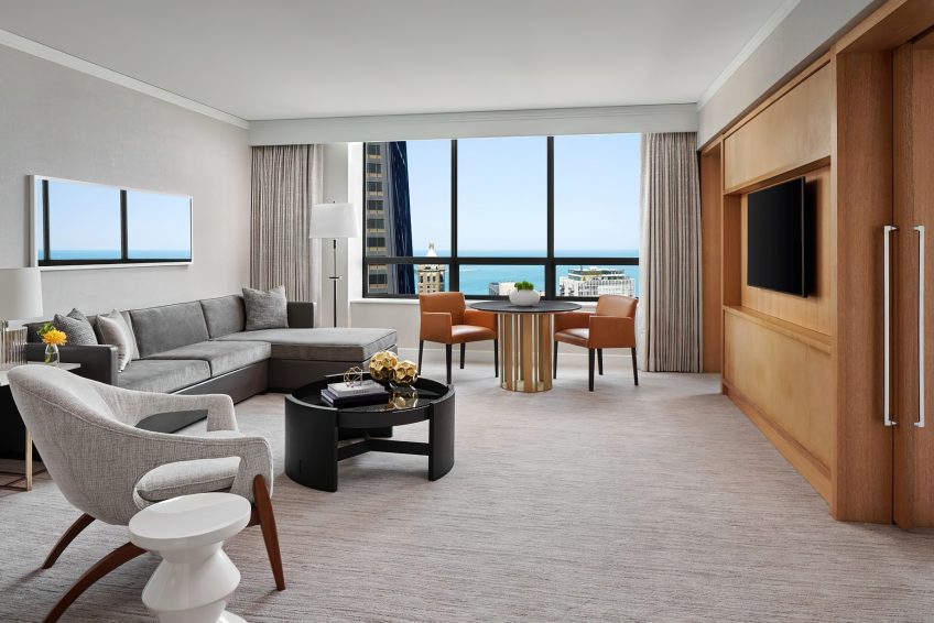 The Ritz-Carlton, Chicago Hotel - Chicago, IL, USA - Gold Coast Suite Living Room