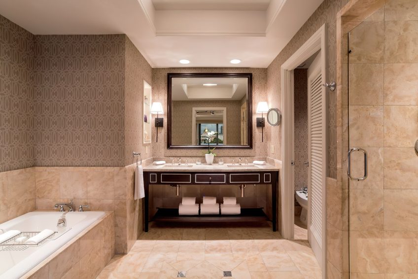 The Ritz-Carlton, Boston Hotel - Boston, MA, USA - Luxury Parkview Suite Bathroom