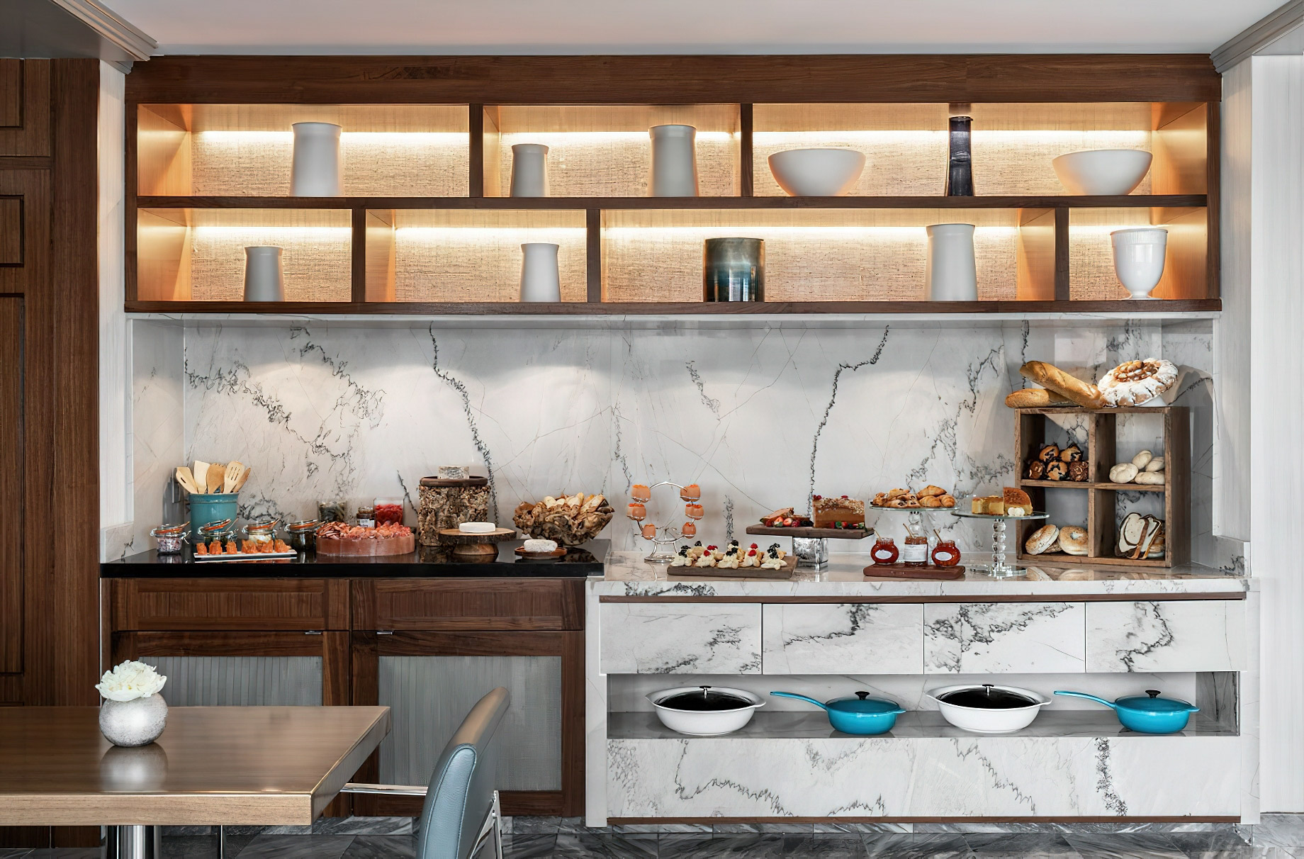 The Ritz-Carlton, Atlanta Hotel – Atlanta, GA, USA – Club Lounge Food Bar