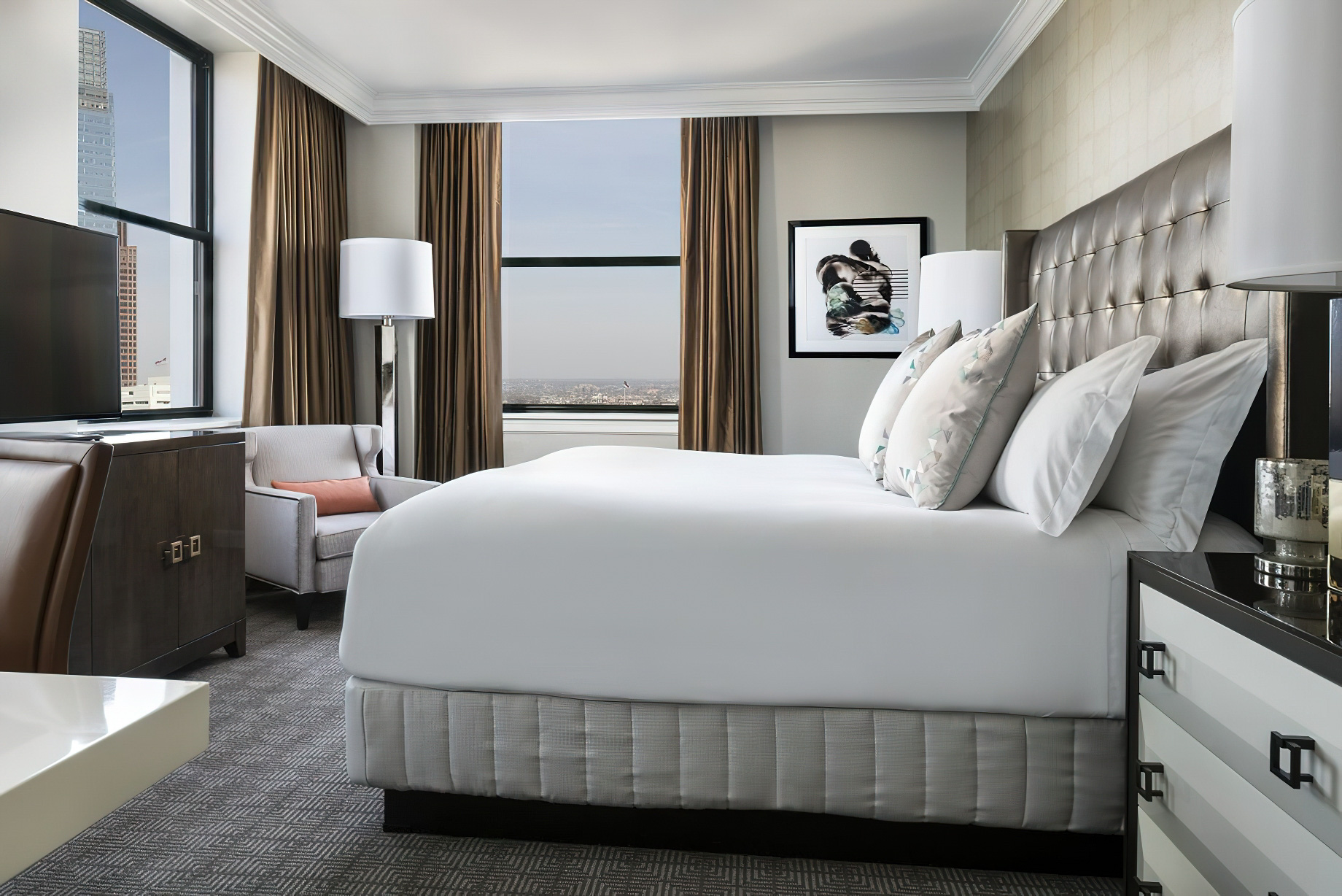 The Ritz-Carlton, Philadelphia Hotel - Philadelphia, PA, USA - City Hall Guest Room