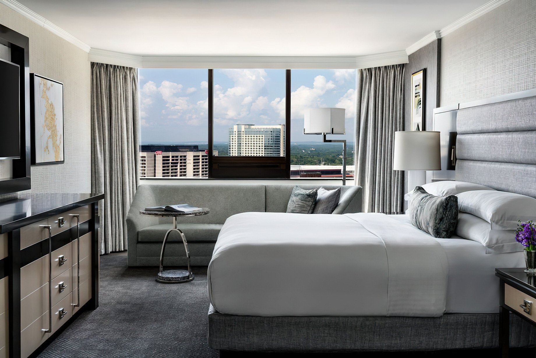 The Ritz-Carlton, Atlanta Hotel – Atlanta, GA, USA – Ritz Carlton Suite Bedroom