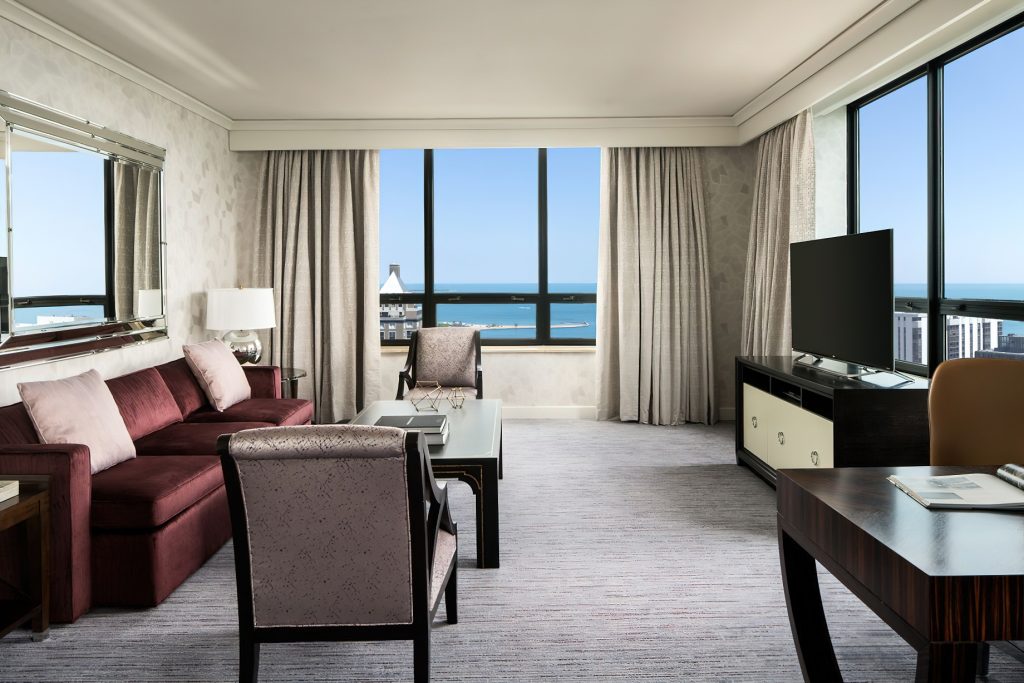 The Ritz-Carlton, Chicago Hotel - Chicago, IL, USA - Lakeside Suite Living Room