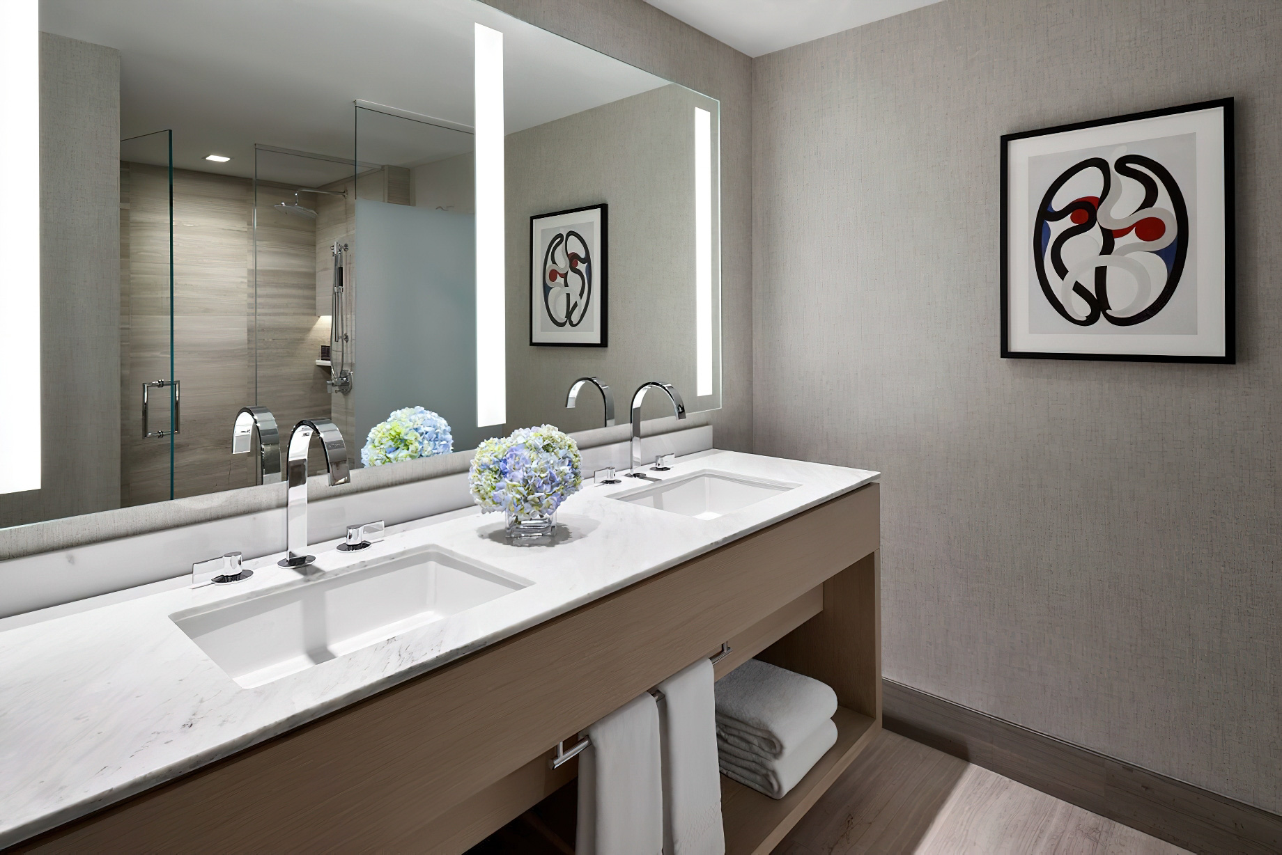 The Ritz-Carlton, Chicago Hotel – Chicago, IL, USA – Lake View Room Bathroom