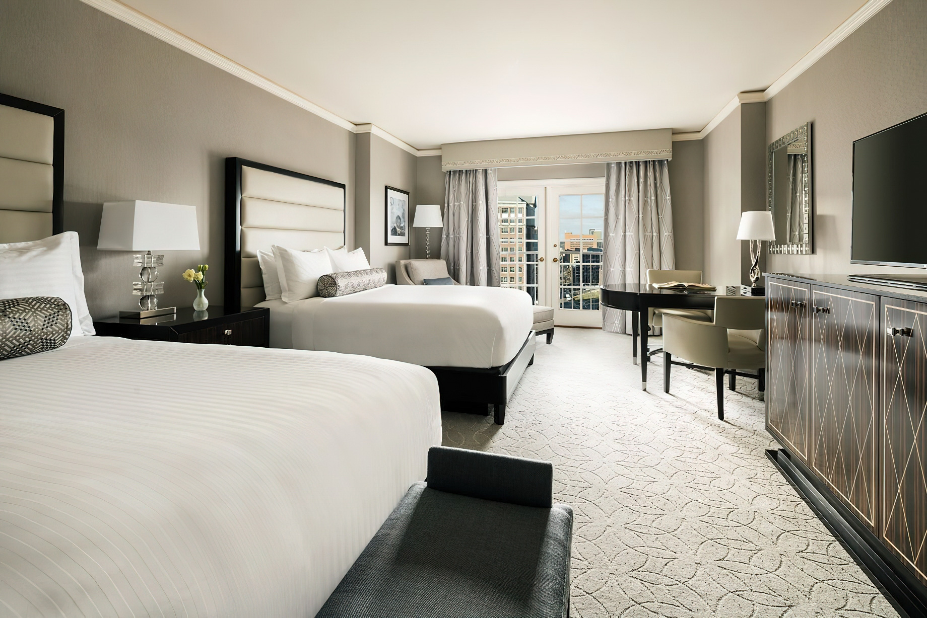 The Ritz-Carlton, St. Louis Hotel – St. Louis, MO, USA – Deluxe Guest Room Double
