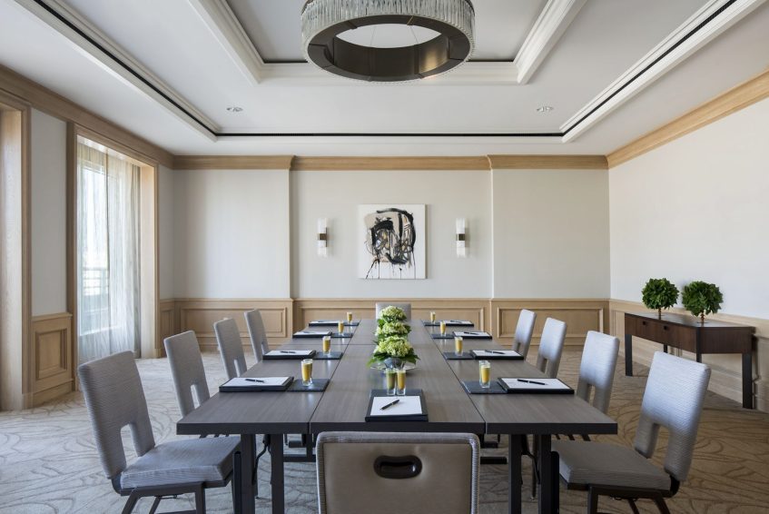 The Ritz-Carlton, Cleveland Hotel - Clevelend, OH, USA - Meeting Room