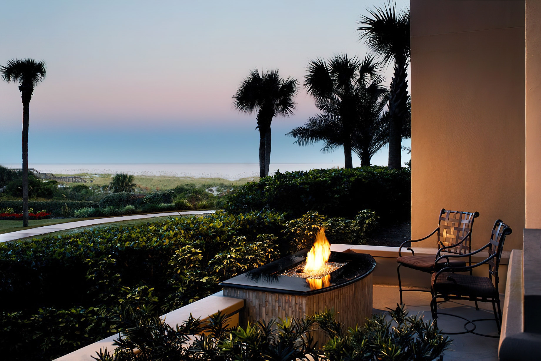 The Ritz-Carlton, Amelia Island Resort – Fernandina Beach, FL, USA – Coastal Firetable Room