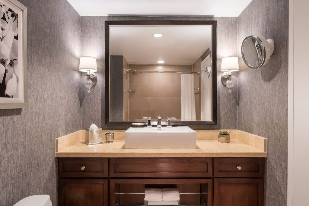 The Ritz-Carlton, Atlanta Hotel - Atlanta, GA, USA - Double Queen Room Bathroom