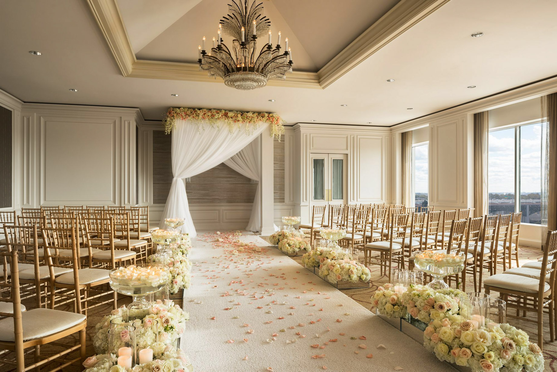 The Ritz-Carlton, Cleveland Hotel – Clevelend, OH, USA – Ballroom Wedding