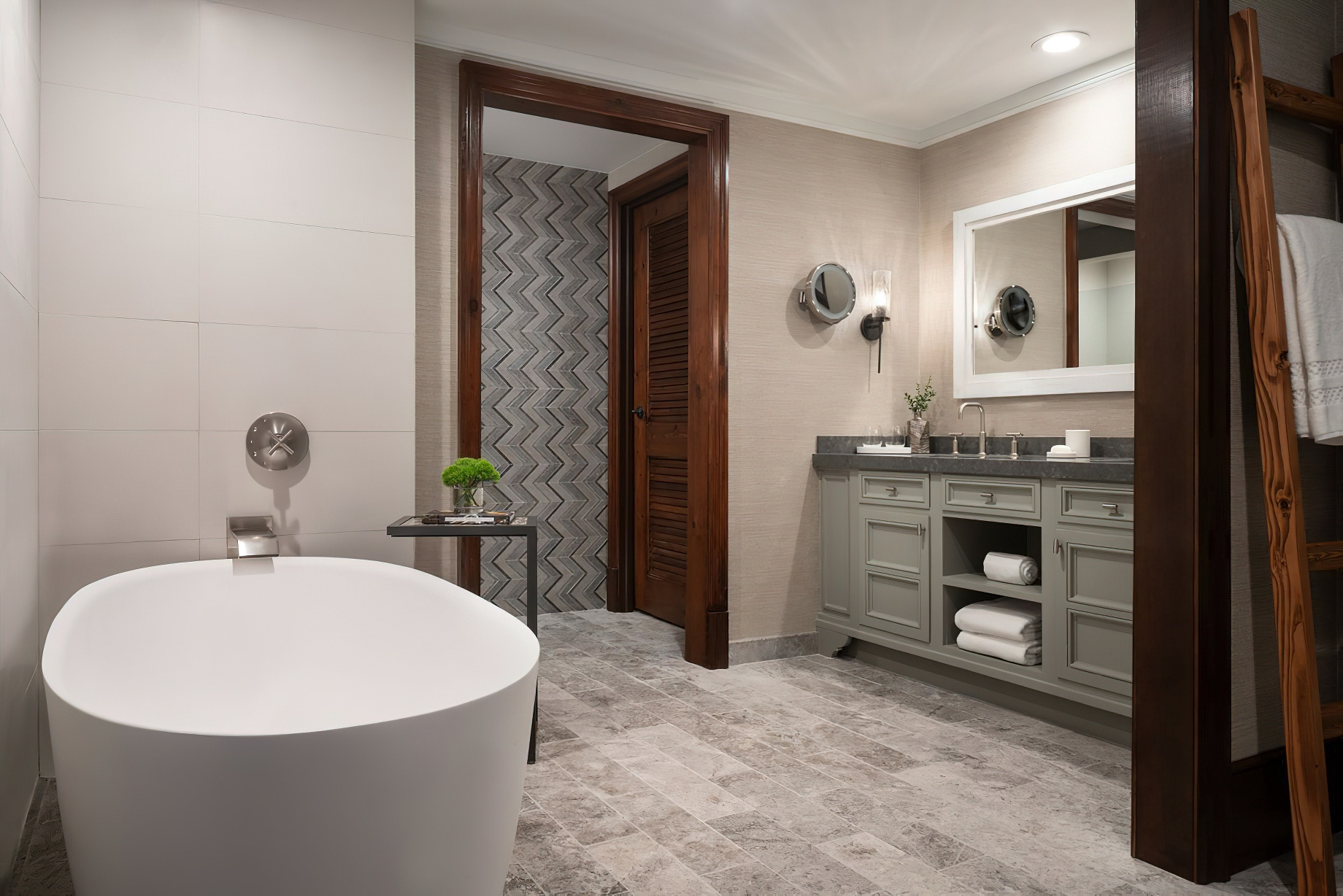 072 – The Ritz-Carlton Reynolds, Lake Oconee Resort – Greensboro, GA, USA – Club Suite Bathroom