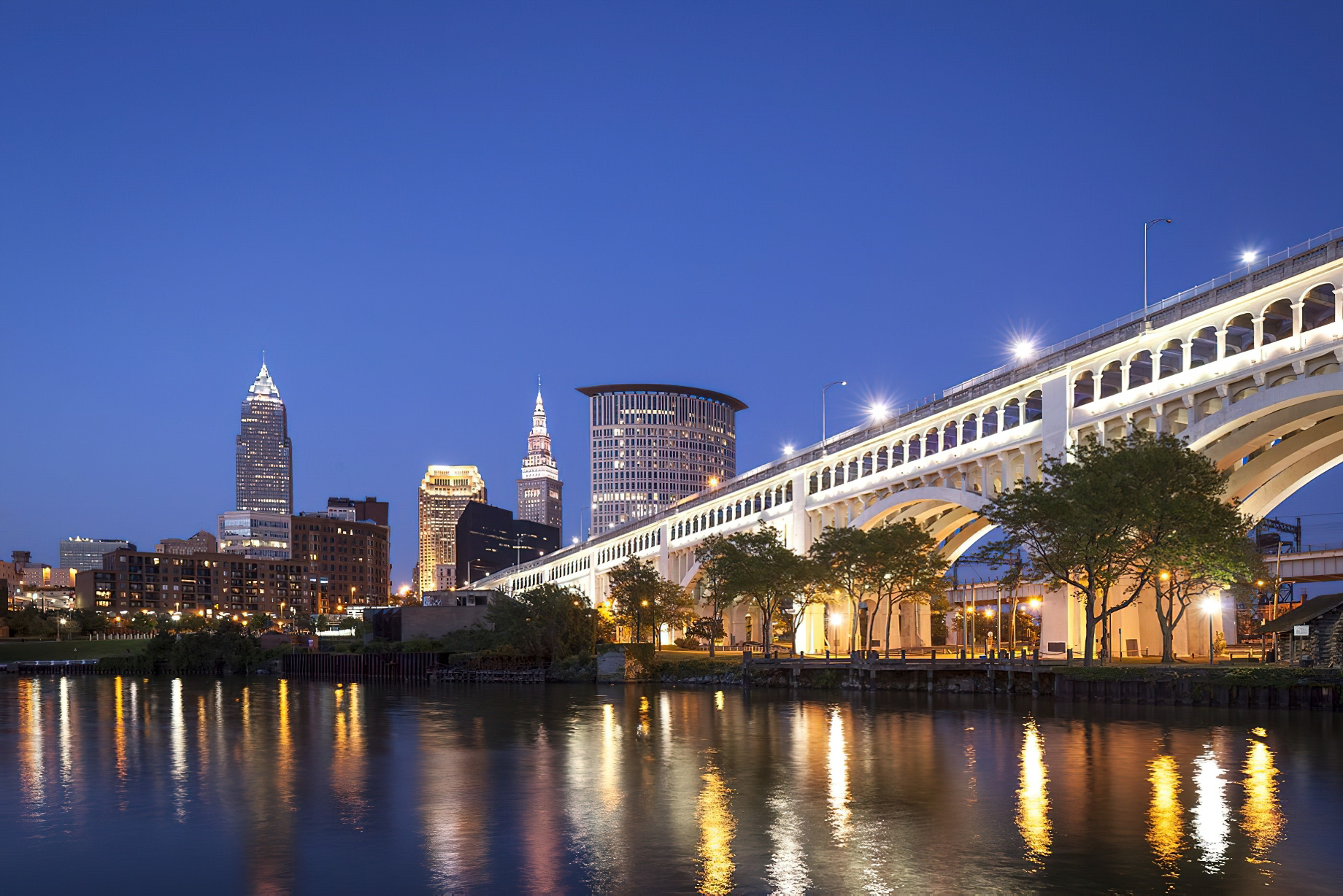 The Ritz-Carlton, Cleveland Hotel - Clevelend, OH, USA - Cleveland Skyline Bridge View Night