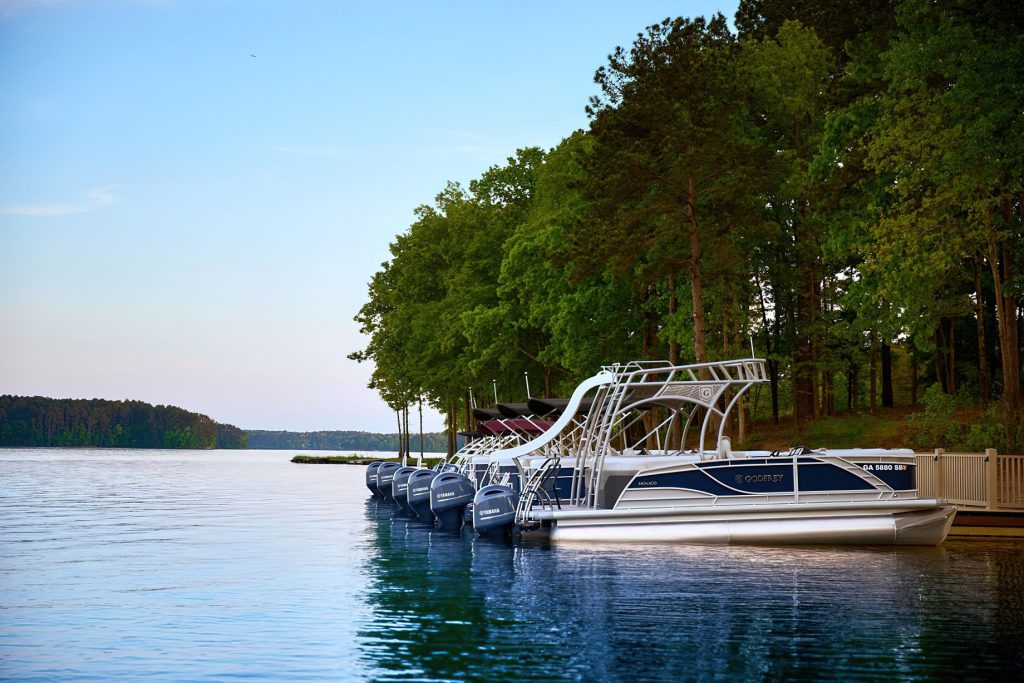 099 - The Ritz-Carlton Reynolds, Lake Oconee Resort - Greensboro, GA, USA - Pontoon Boats