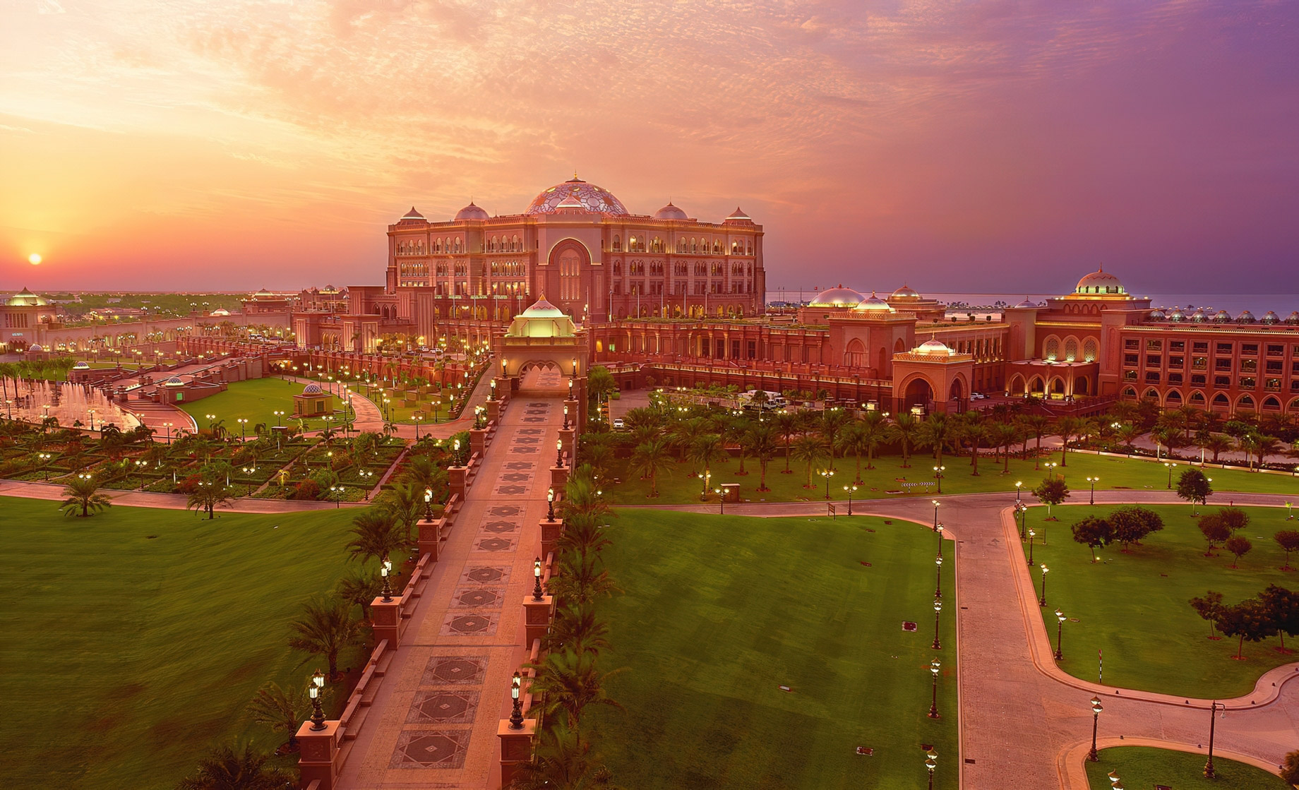 Emirates Palace Abu Dhabi Hotel - Abu Dhabi, UAE - Sunset