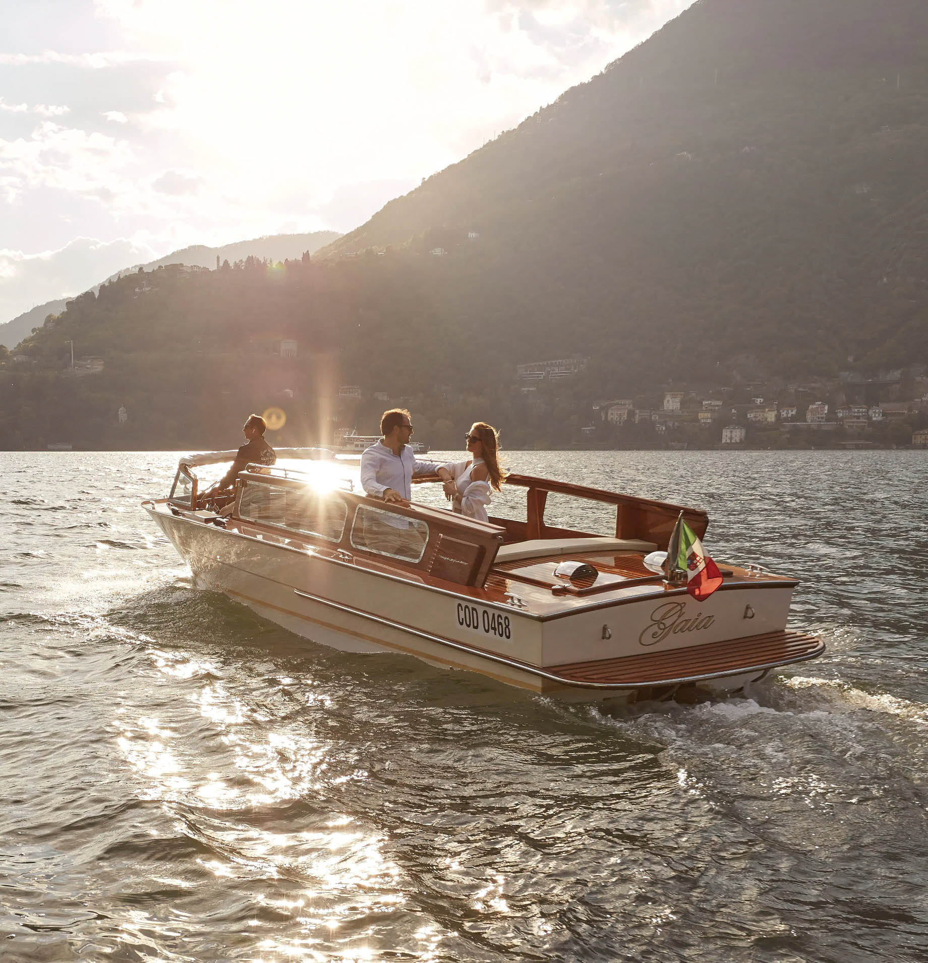Mandarin Oriental, Lago di Como Hotel – Lake Como, Italy – Lake Como Hotel Boat