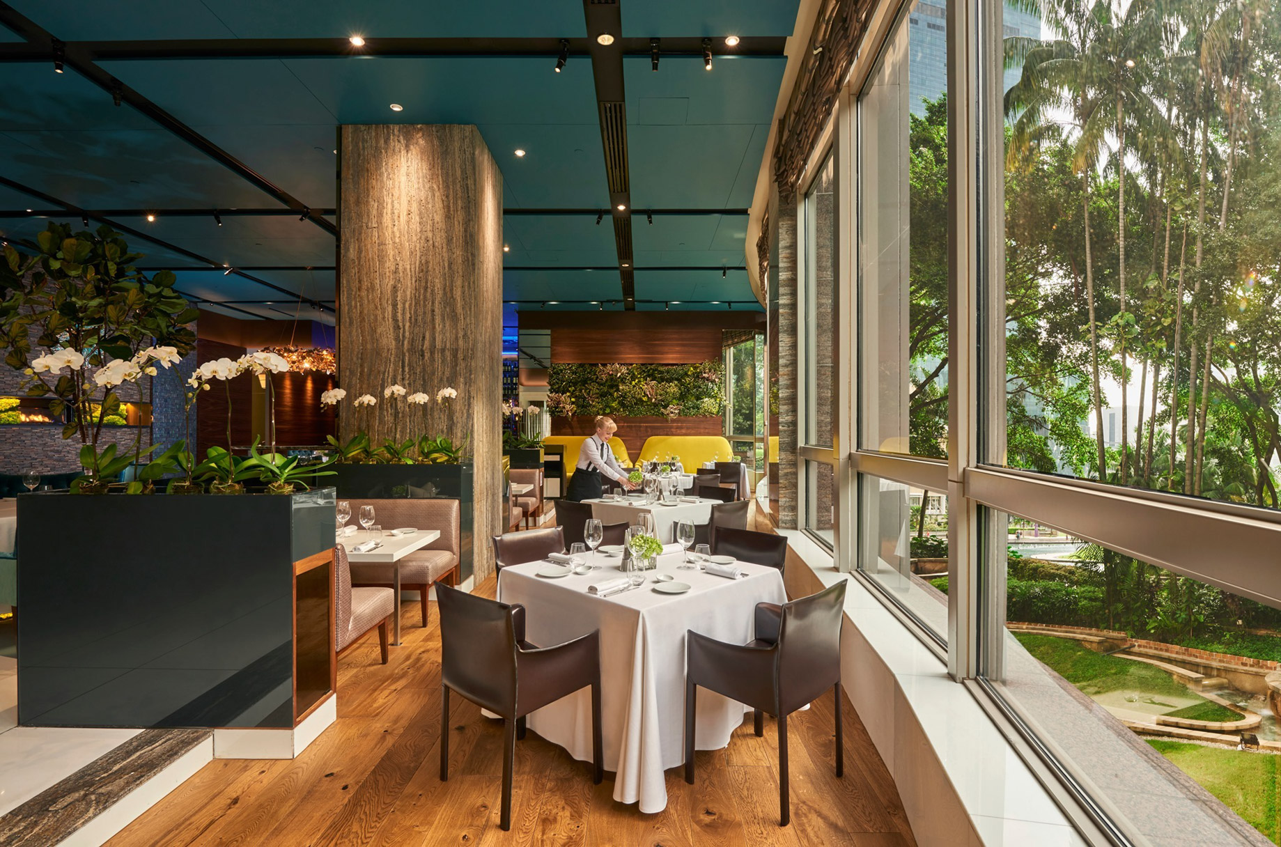 Mandarin Oriental, Kuala Lumpur Hotel – Kuala Lumpur, Indonesia – Mandarin Grill Dining