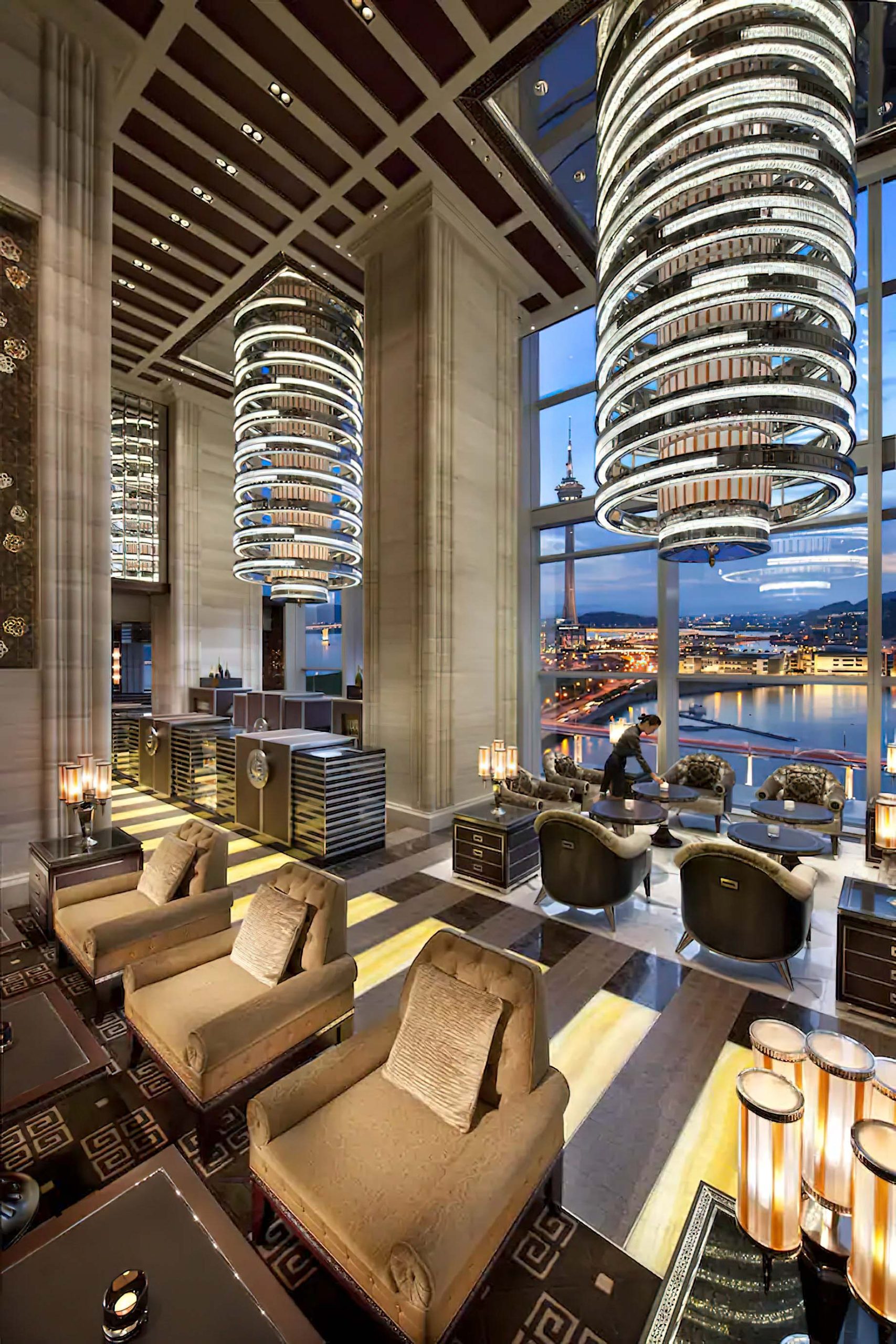 Mandarin Oriental, Macau Hotel - Macau, China - Vida Rica Bar