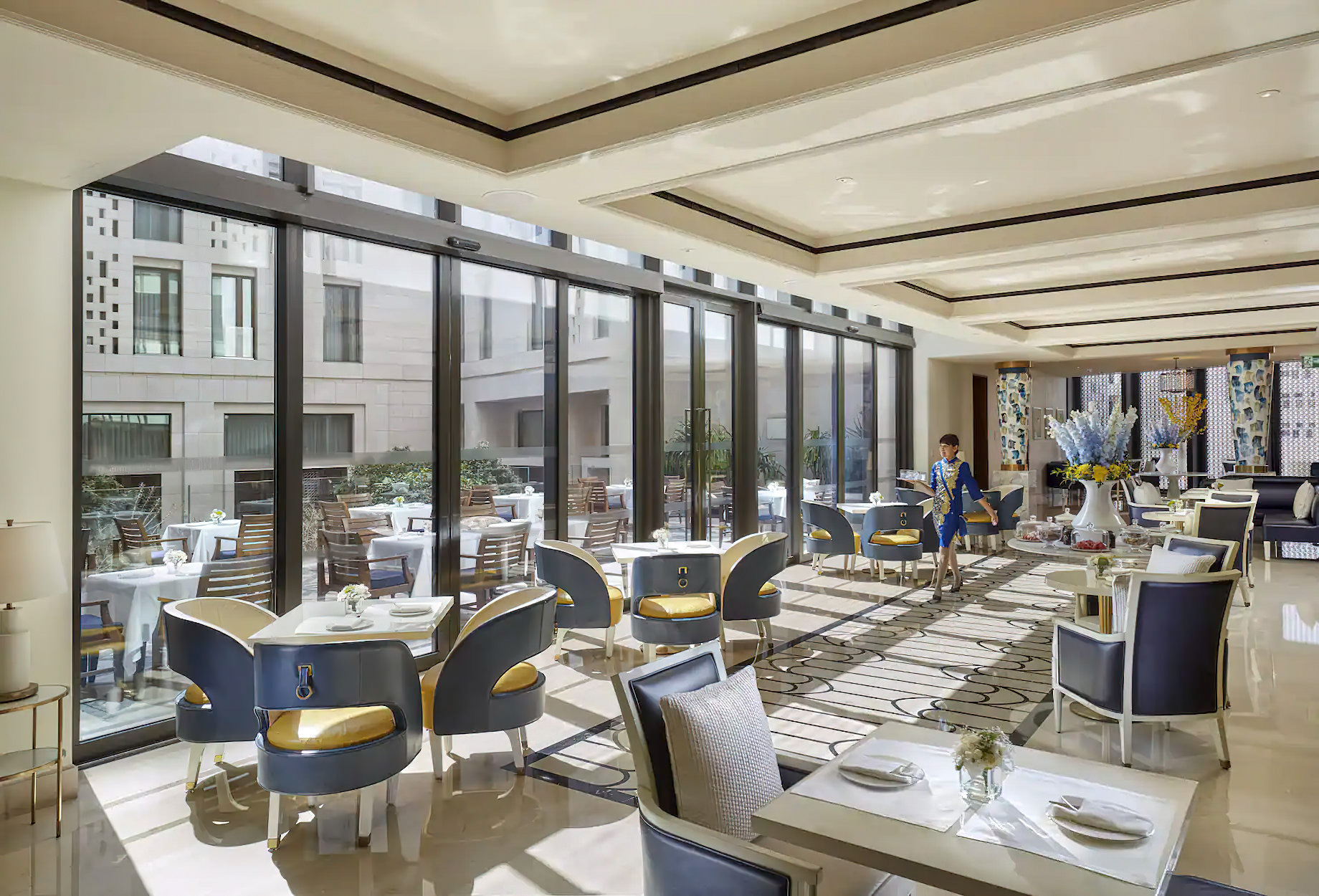 Mandarin Oriental, Doha Hotel - Doha, Qatar - Mandarin Lounge