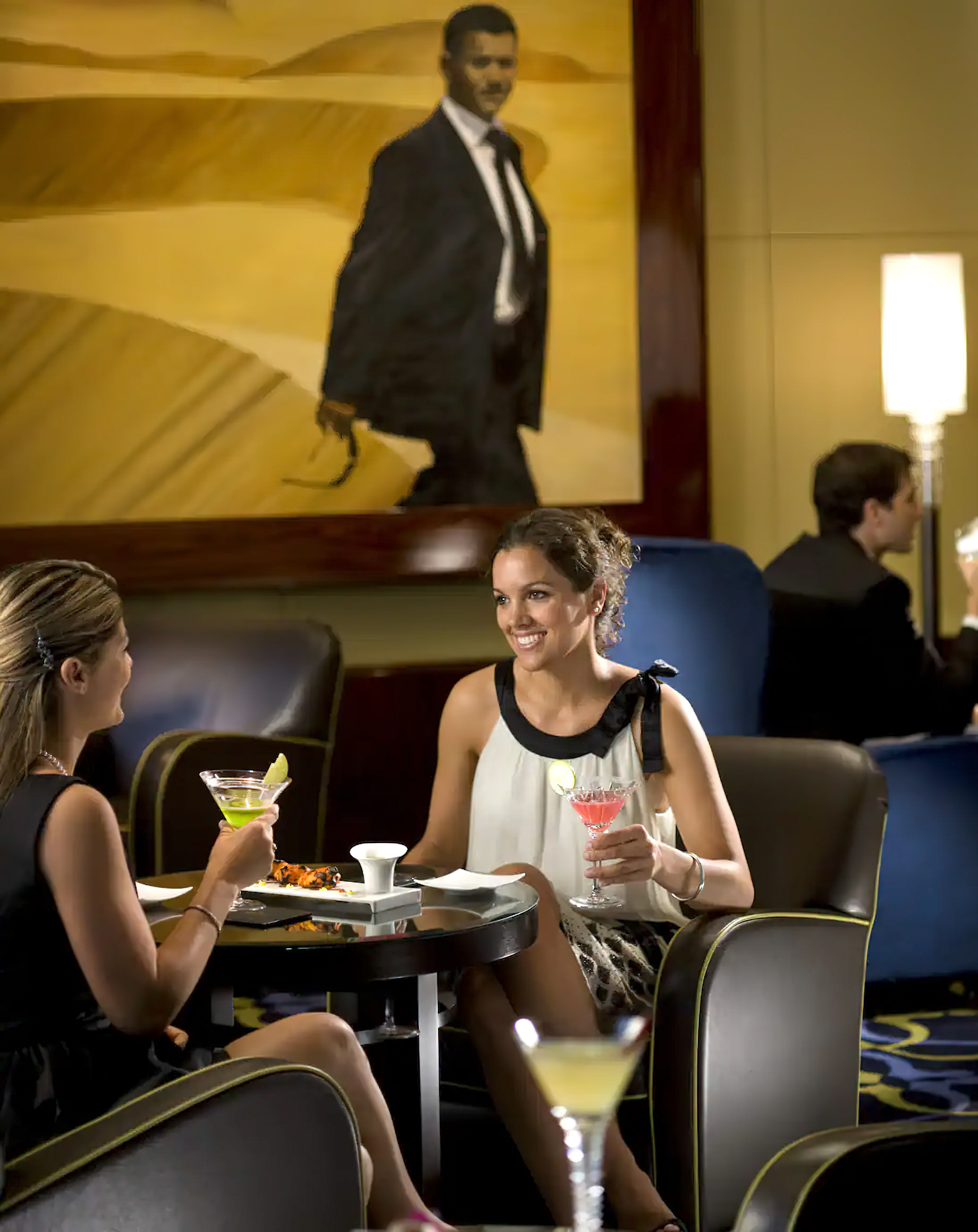 Mandarin Oriental, Geneva Hotel - Geneva, Switzerland - MO Bar Cocktails