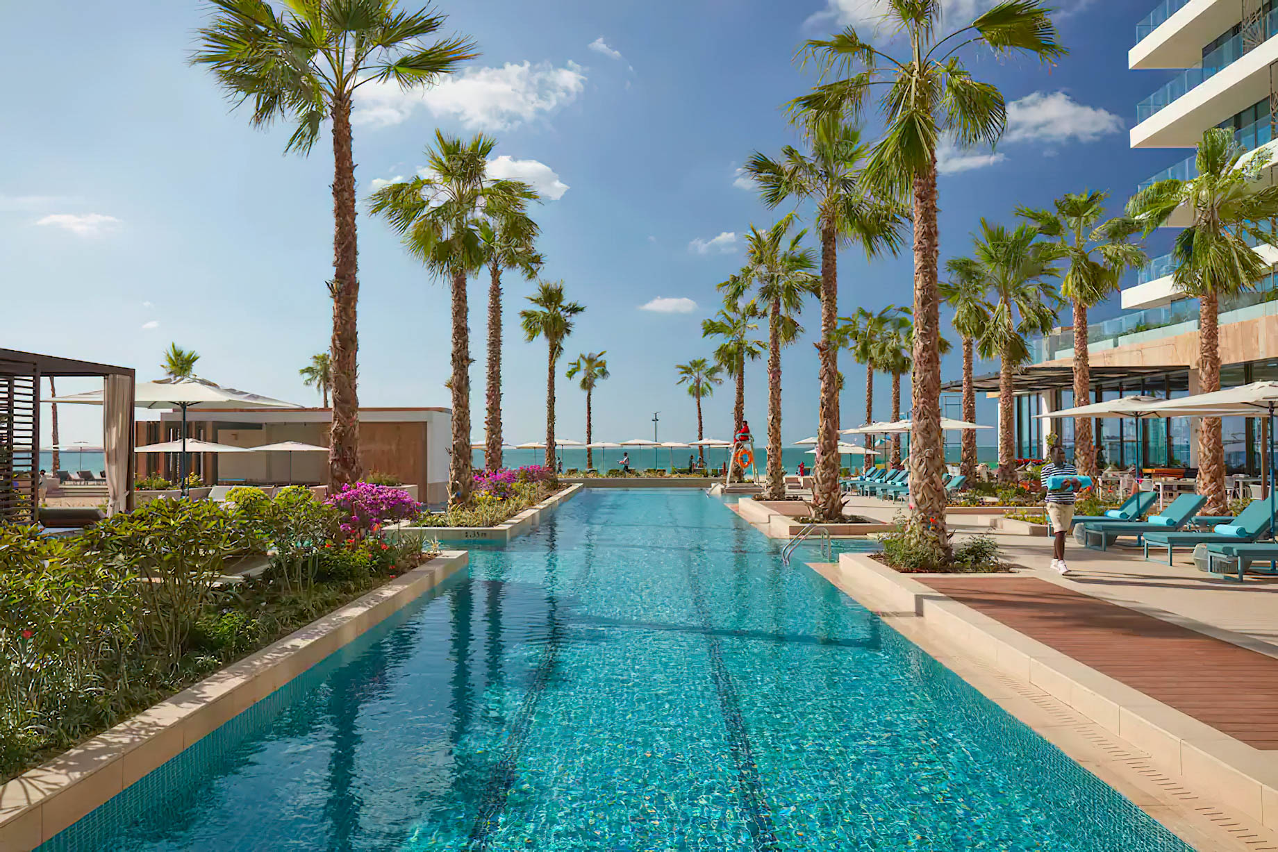 Mandarin Oriental Jumeira, Dubai Resort – Jumeirah, Dubai, UAE – Ocean View Pool Deck