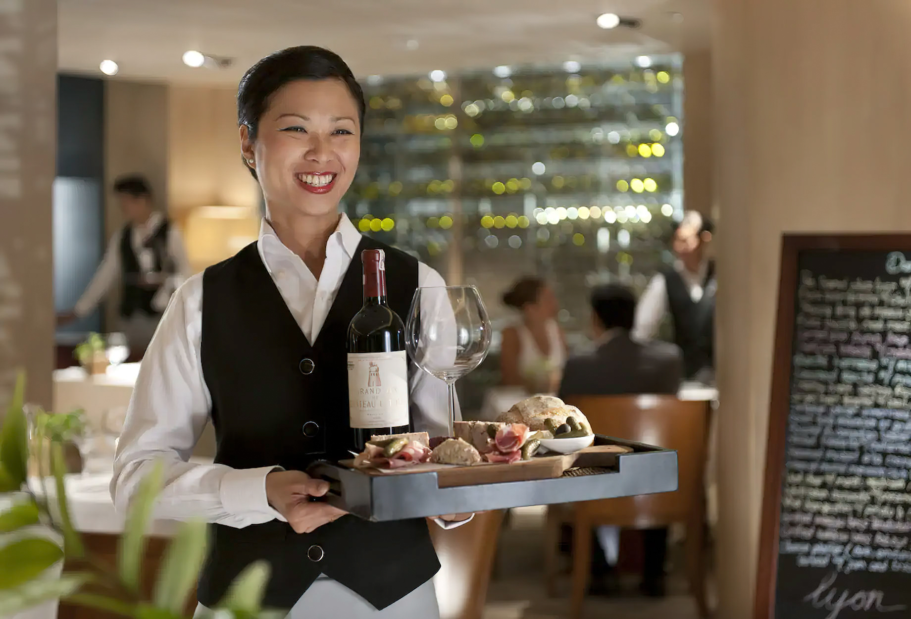 Mandarin Oriental, Jakarta Hotel - Jakarta, Indonesia - Lyon Restaurant Service