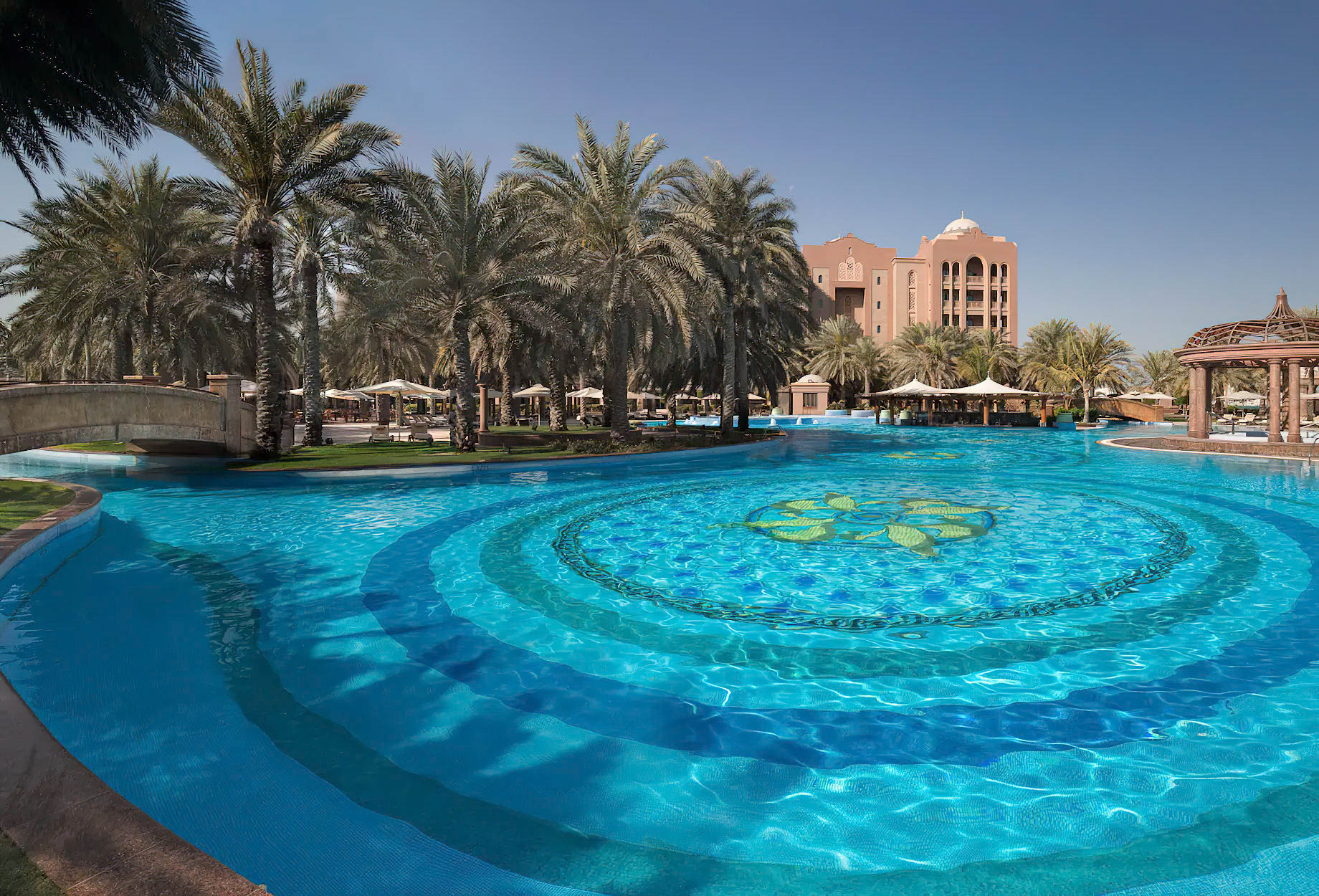 Emirates Palace Abu Dhabi Hotel – Abu Dhabi, UAE – Palace Pool View