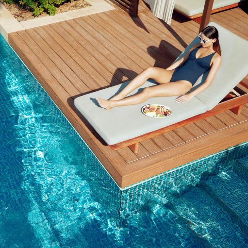 Mandarin Oriental Jumeira, Dubai Resort - Jumeirah, Dubai, UAE - Pool Deck Lounge Chair