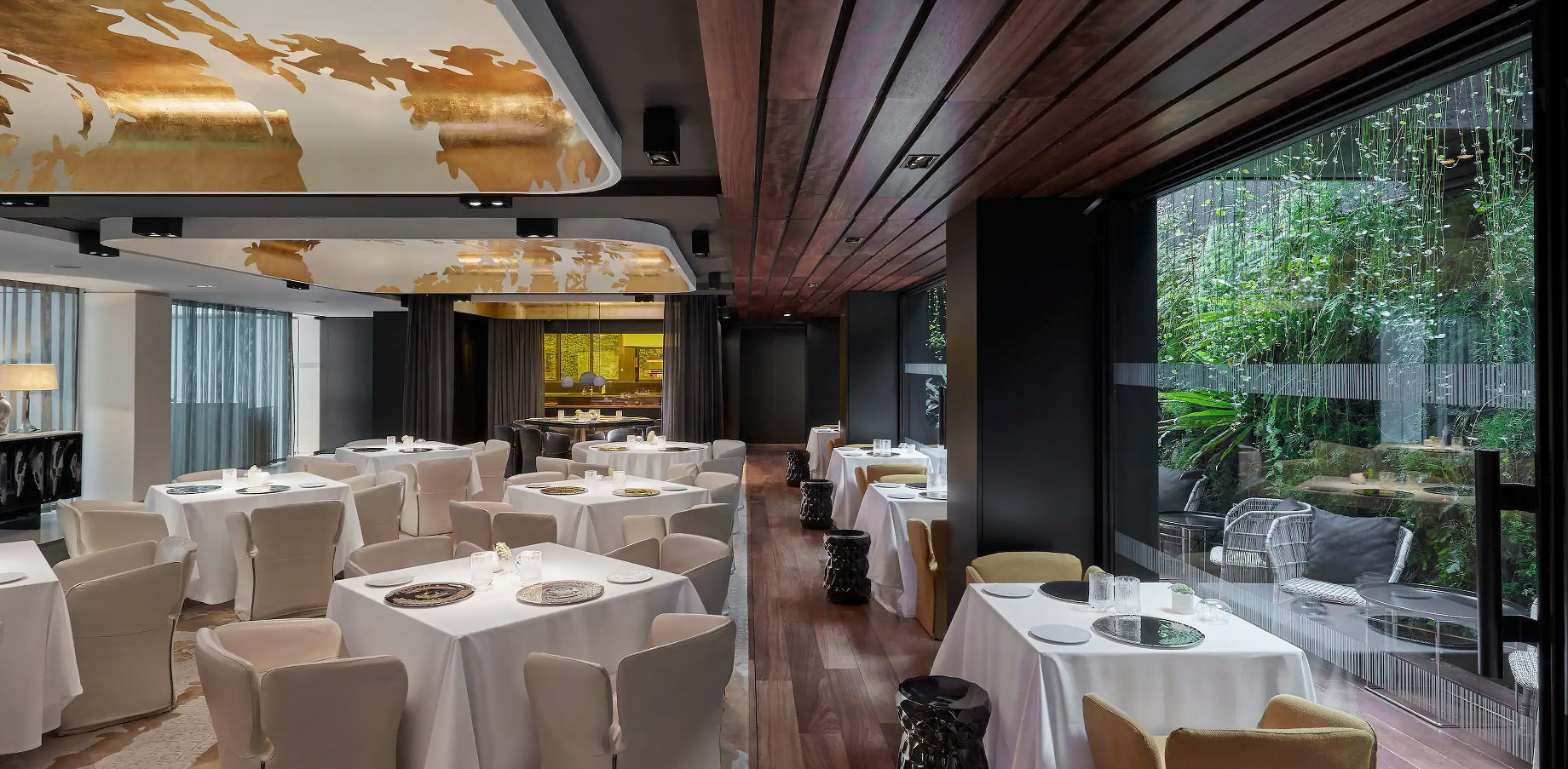 Mandarin Oriental, Barcelona Hotel – Barcelona, Spain – Moments Restaurant