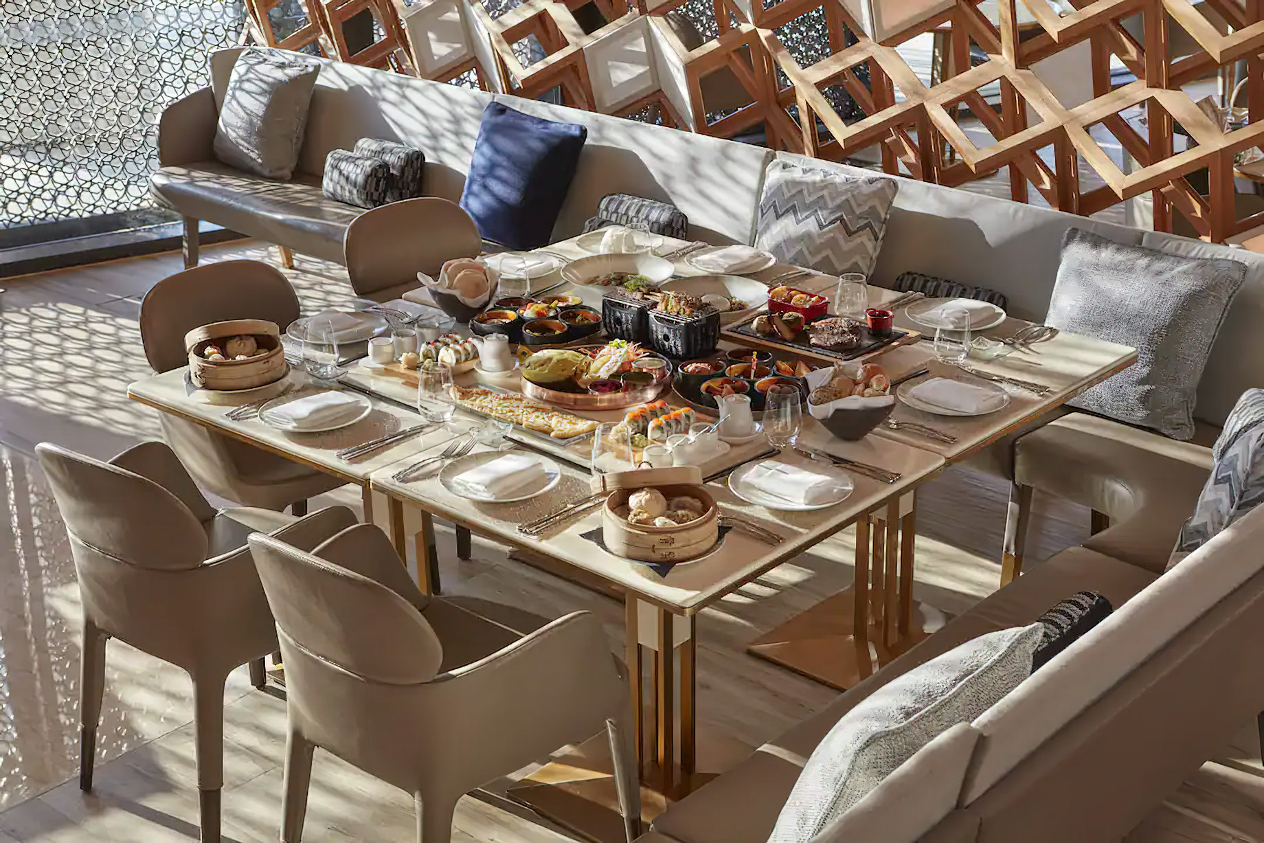Mandarin Oriental, Doha Hotel – Doha, Qatar – Mosaic Restaurant Table Setting