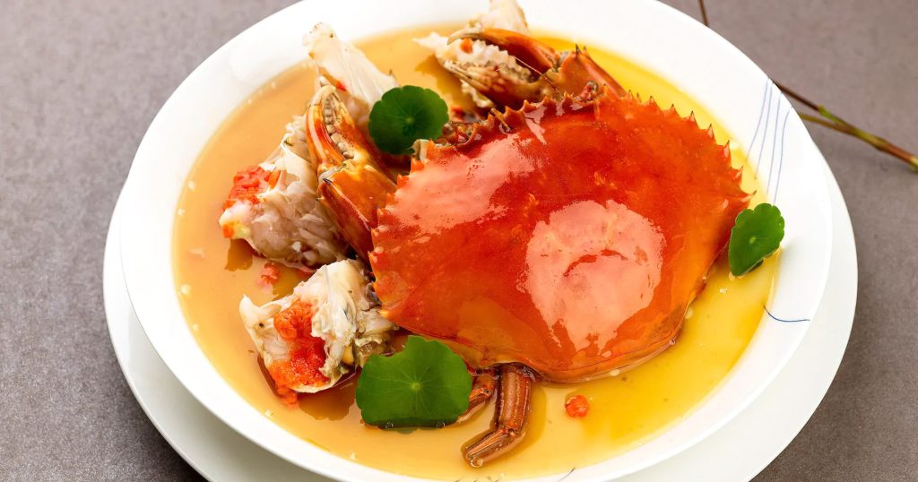 Mandarin Oriental, Guangzhou Hotel - Guangzhou, China - Jiang by Chef Fei Restaurant Crab
