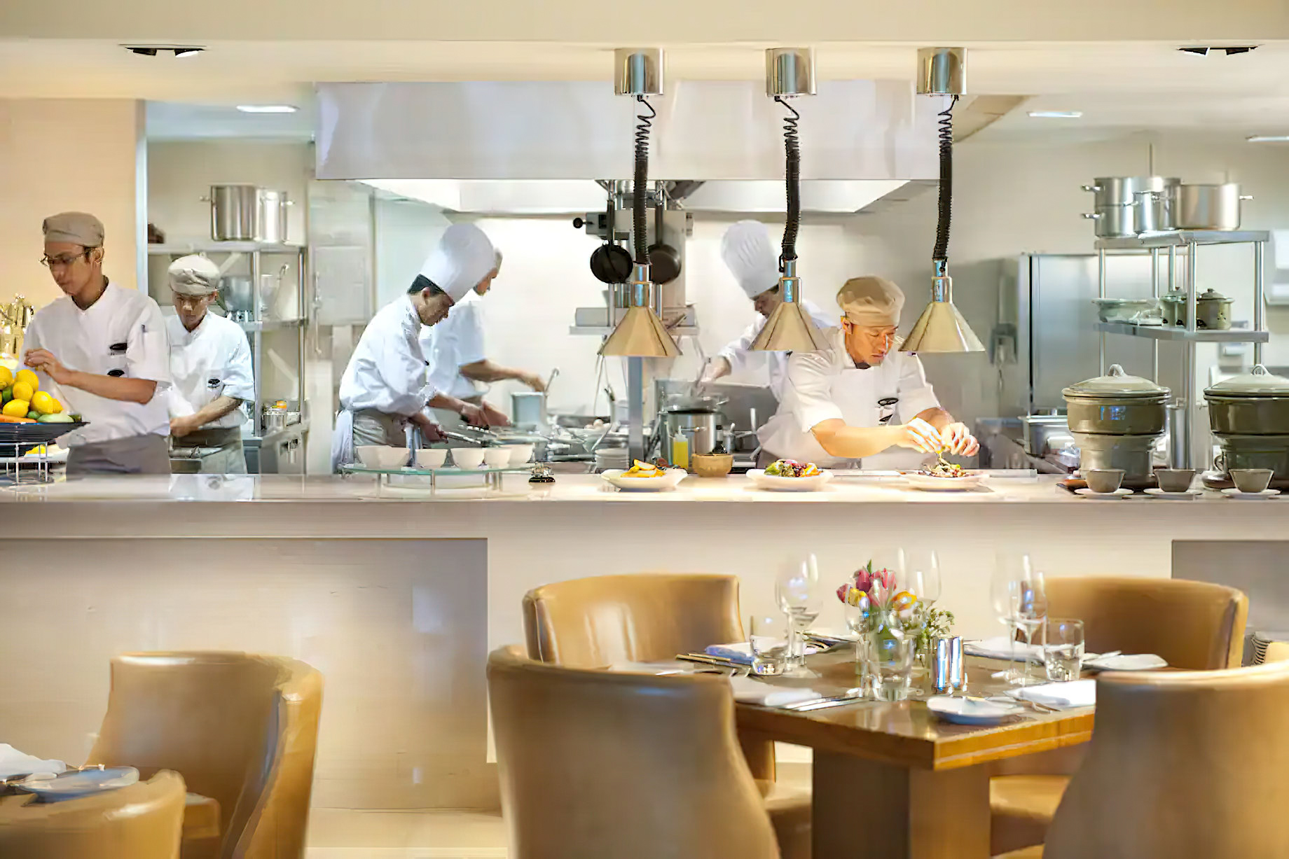 Mandarin Oriental, Jakarta Hotel - Jakarta, Indonesia - Cinnamon Restaurant Kitchen