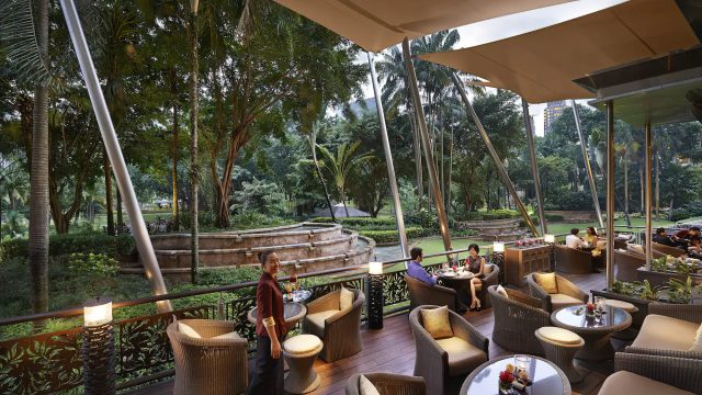 Mandarin Oriental, Kuala Lumpur Hotel - Kuala Lumpur, Indonesia - Lounge on the Park Outdoor Terrace