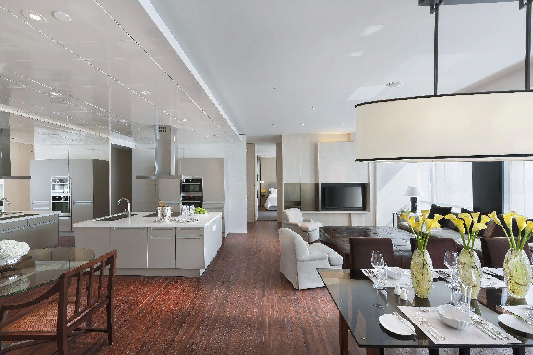 Mandarin Oriental, Guangzhou Hotel - Guangzhou, China - Club Lounge