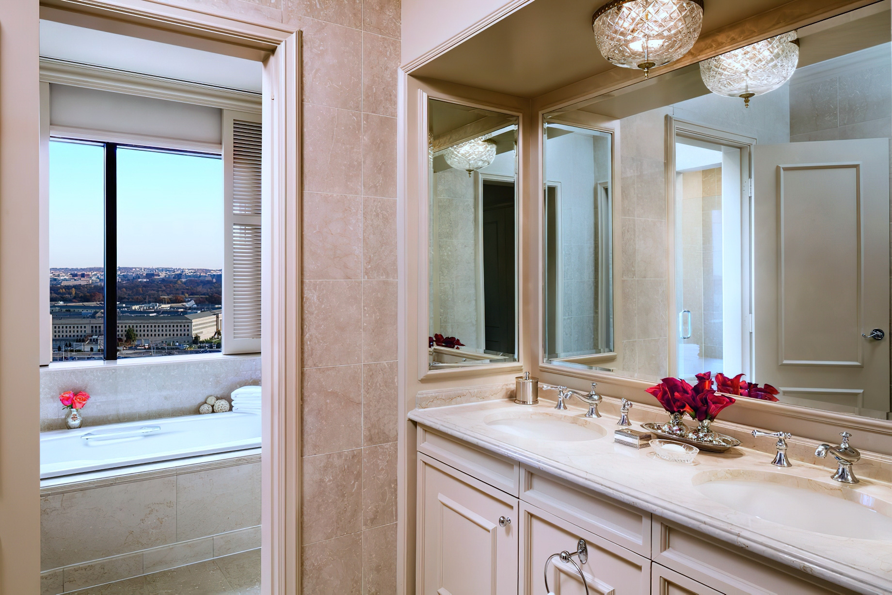 The Ritz-Carlton, Pentagon City Hotel - Arlington, VA, USA - Ritz-Carlton Suite Bathroom