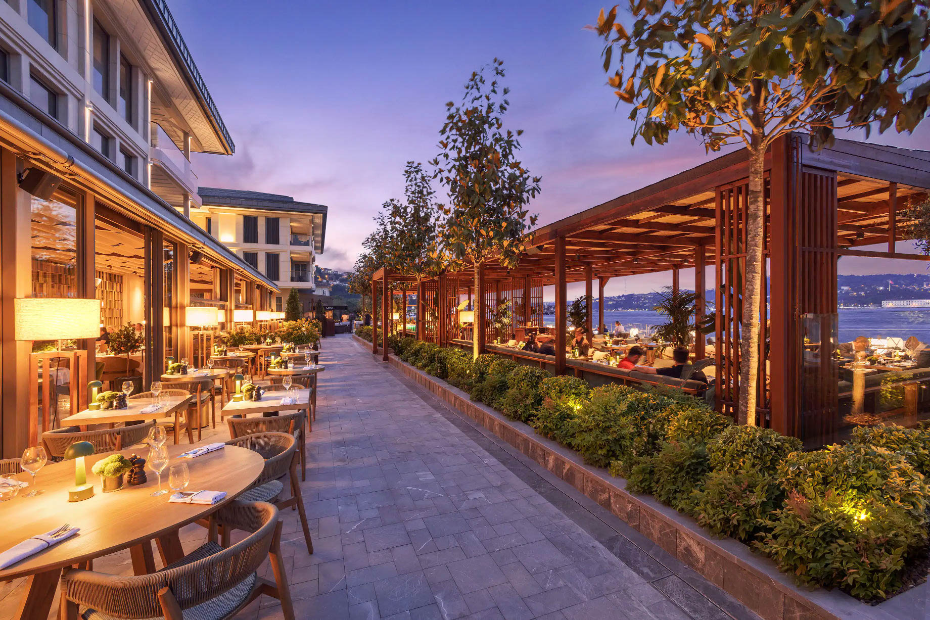 Mandarin Oriental Bosphorus, Istanbul Hotel – Istanbul, Turkey – Olea Bosphorus and The Bar Restaurant