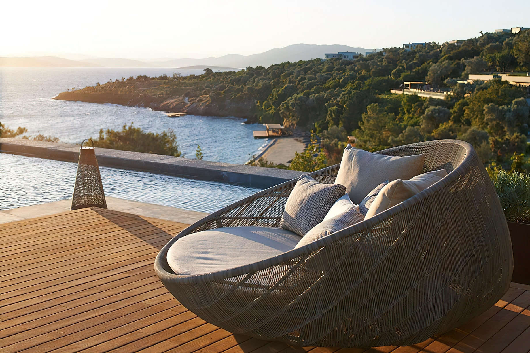 Mandarin Oriental, Bodrum Hotel - Bodrum, Turkey - Blue Beach Club Boardwalk Lounge View