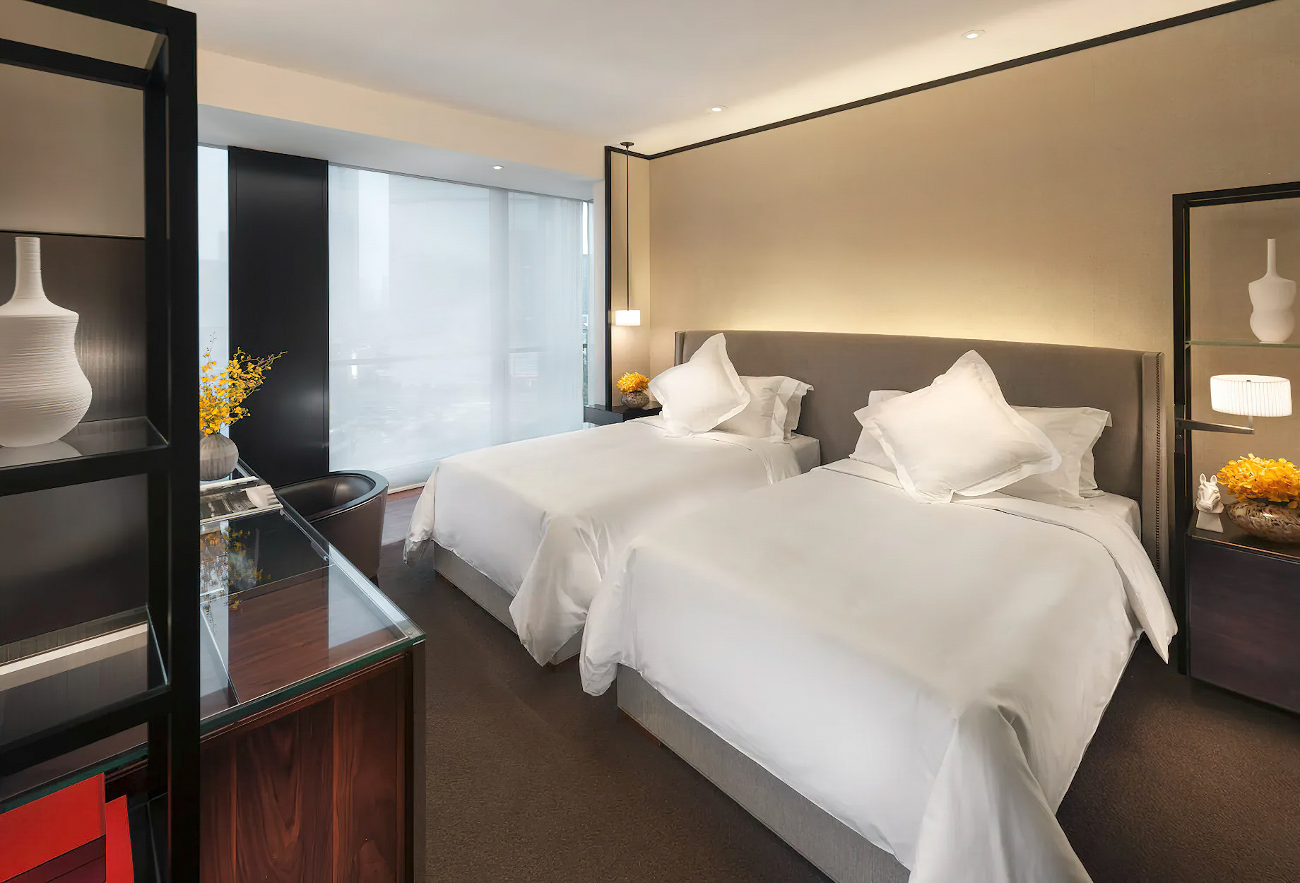 Mandarin Oriental, Guangzhou Hotel – Guangzhou, China – Apartment Bedroom Double