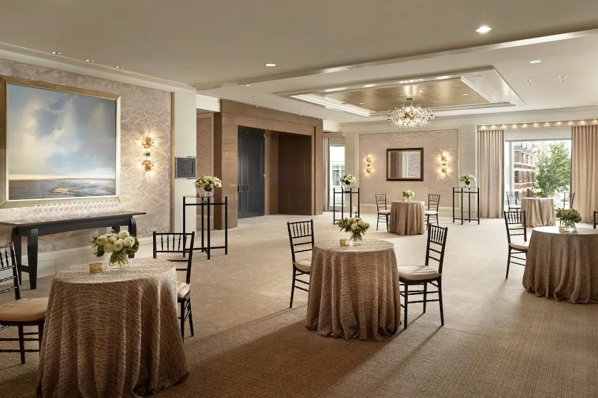 Mandarin Oriental, Boston Hotel - Boston, MA, USA - Social Room